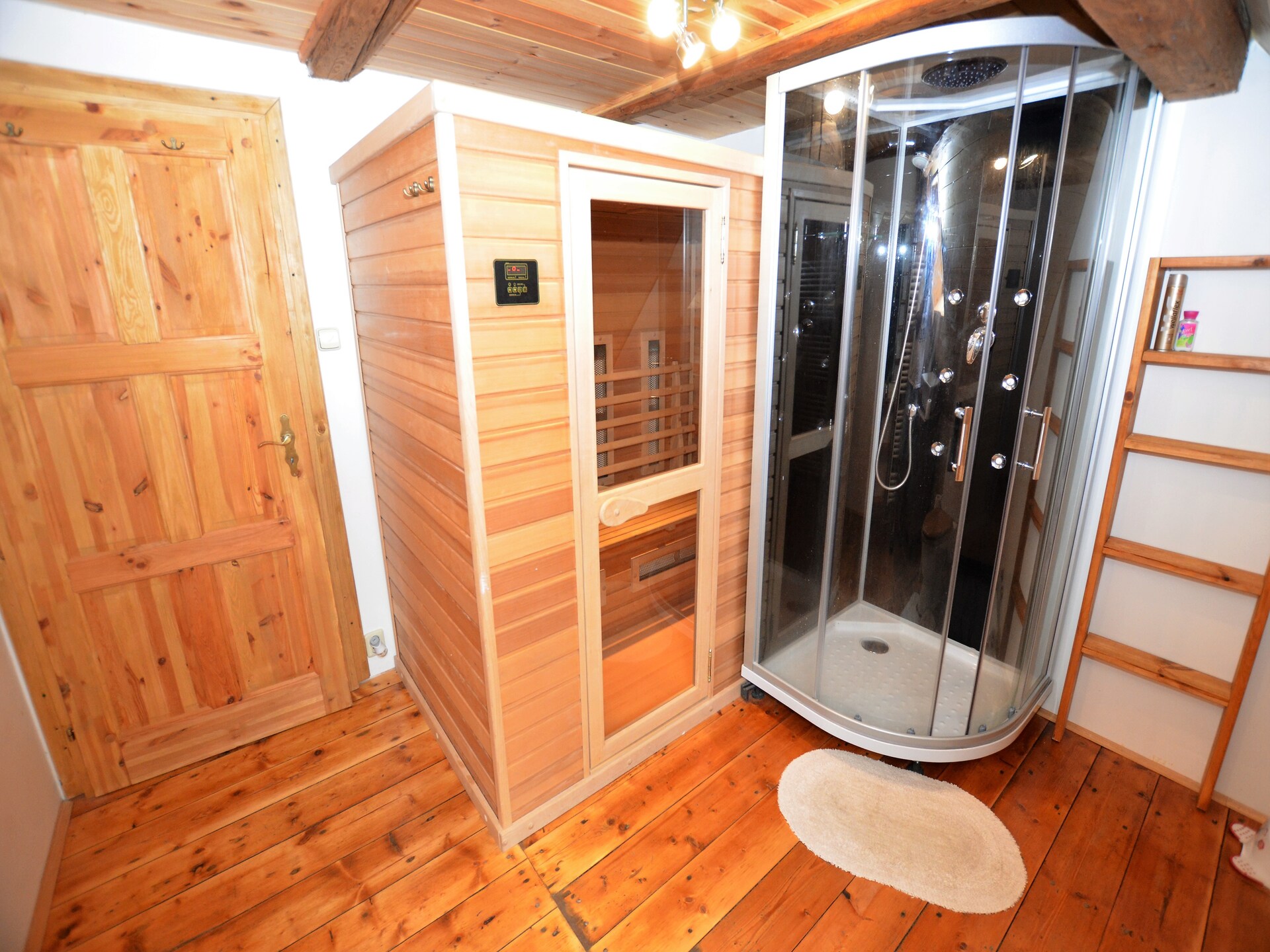 Ruim vakantiehuis Monika voor 14 personen bij Liberec met tuin en sauna - foto 13