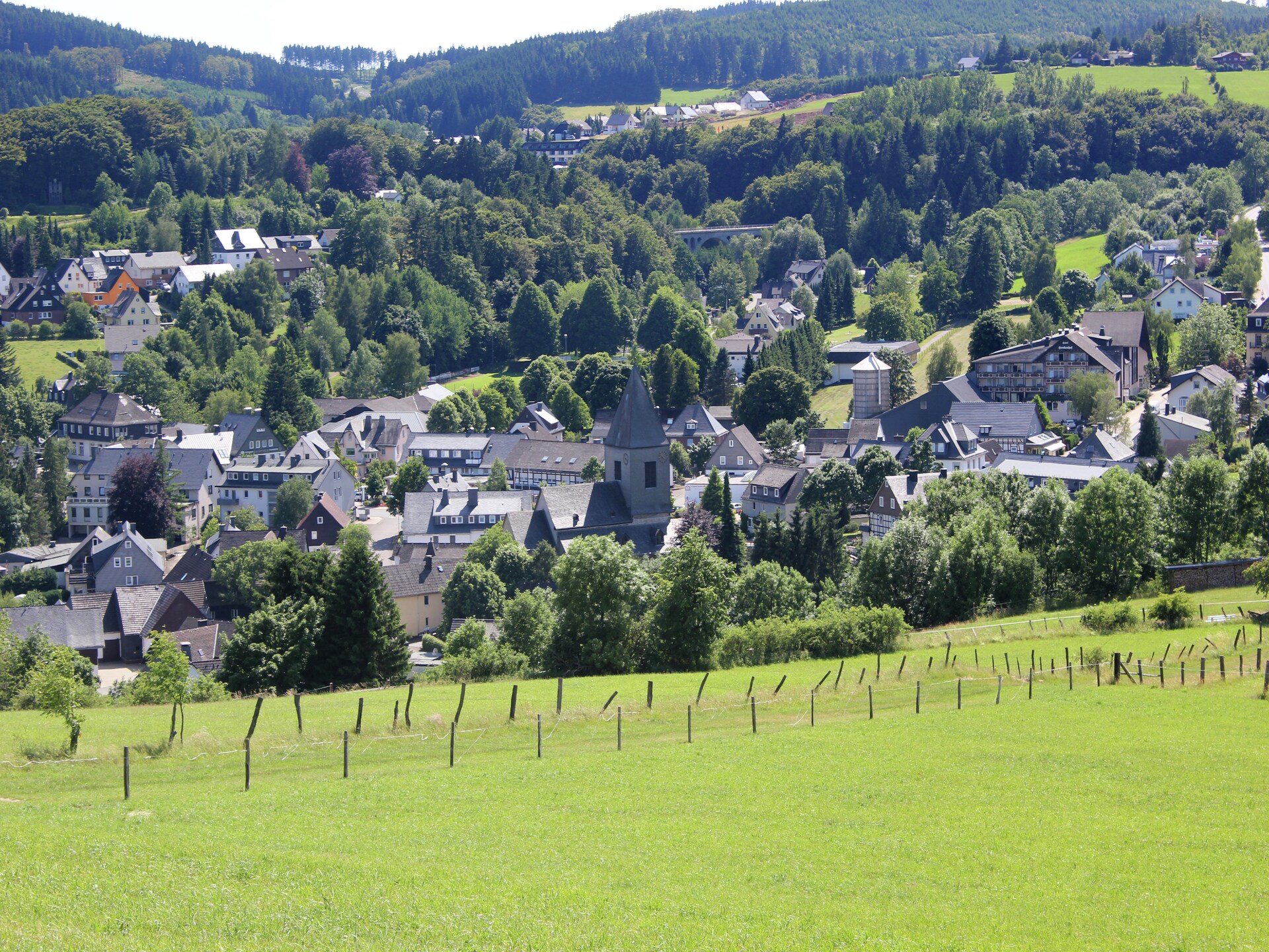Knus appartement aan de skipiste in Willingen-Usseln met tuin - foto 24