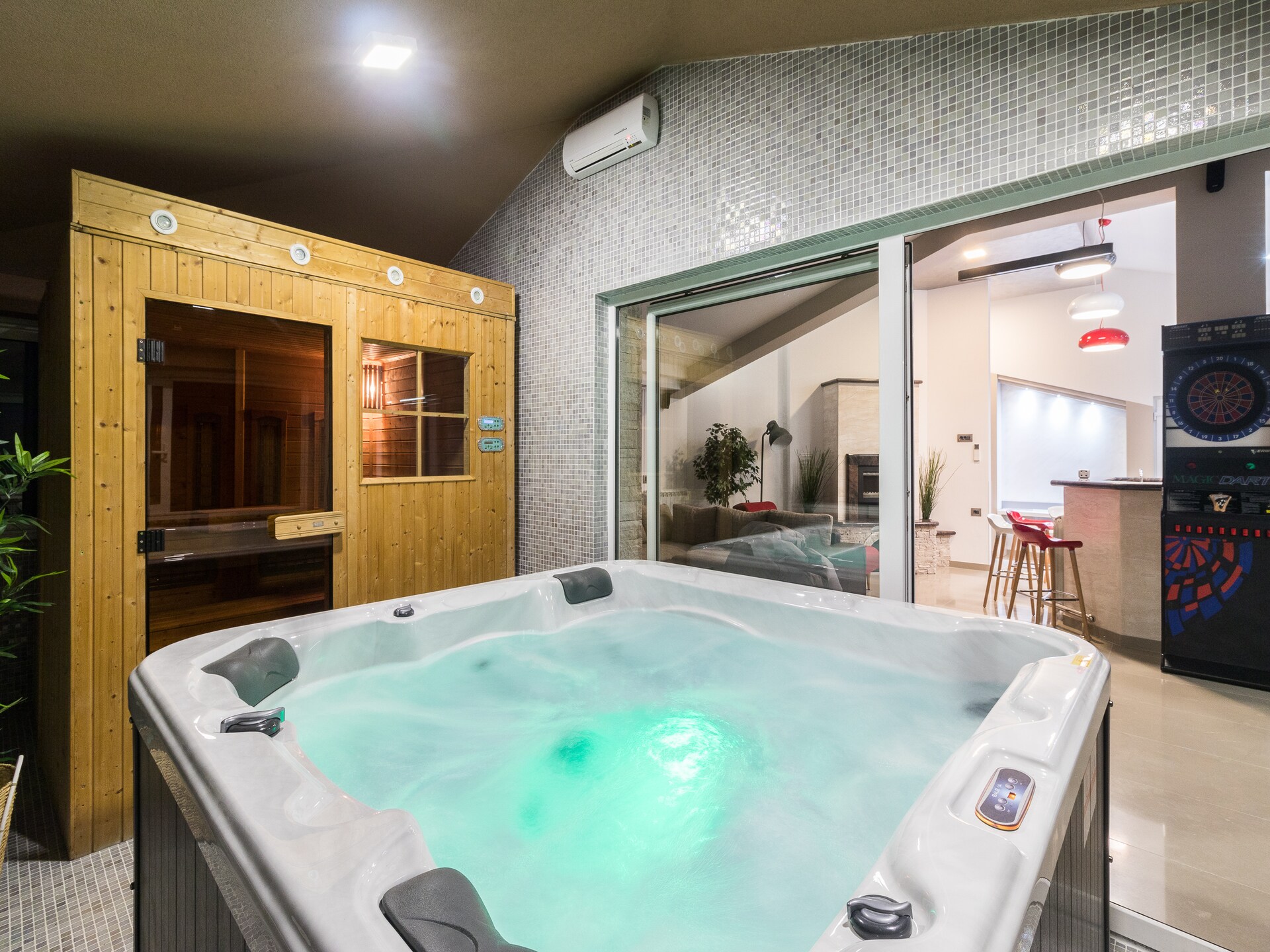 Ruime 7-slaapkamer villa met privézwembad en sauna voor 18 personen in Valtura - foto 38