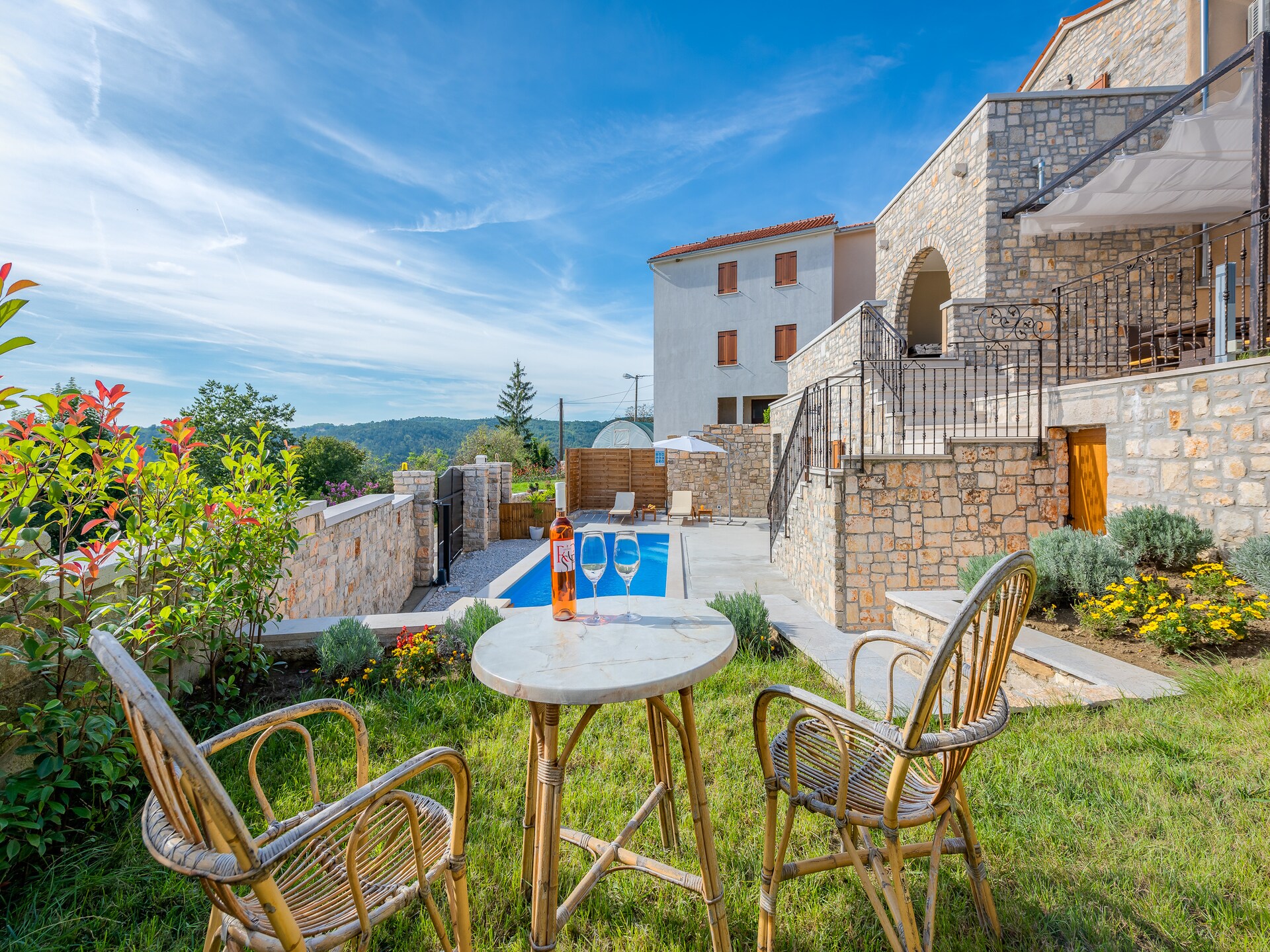 Privézwembad en rust in Villa Beram, Pazin - foto 32