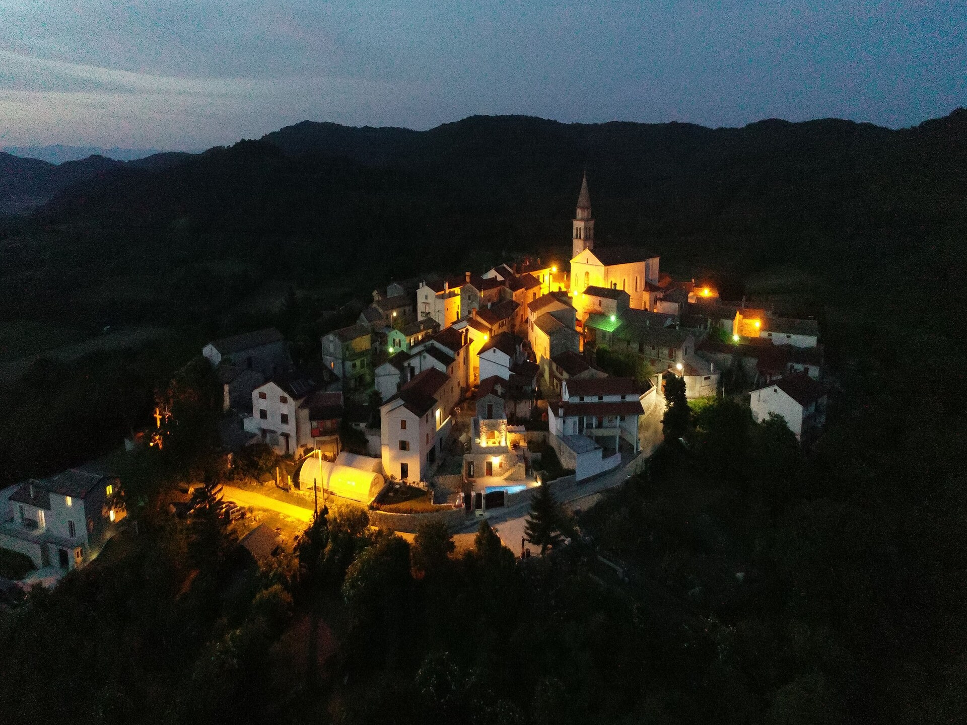 Privézwembad en rust in Villa Beram, Pazin - foto 38