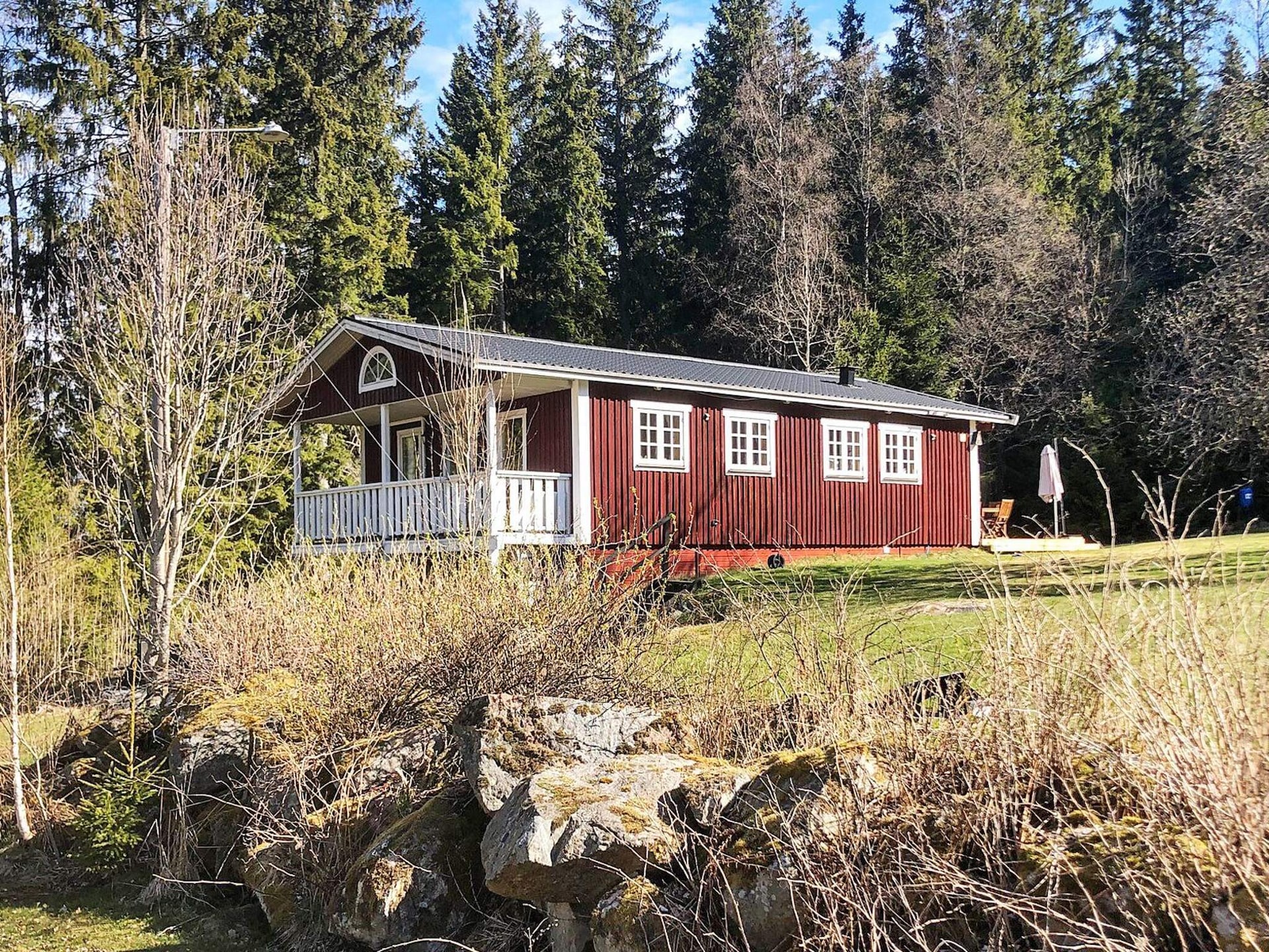Houten vakantiehuis aan bosrand met sauna en meertje op 100 meter - foto 4