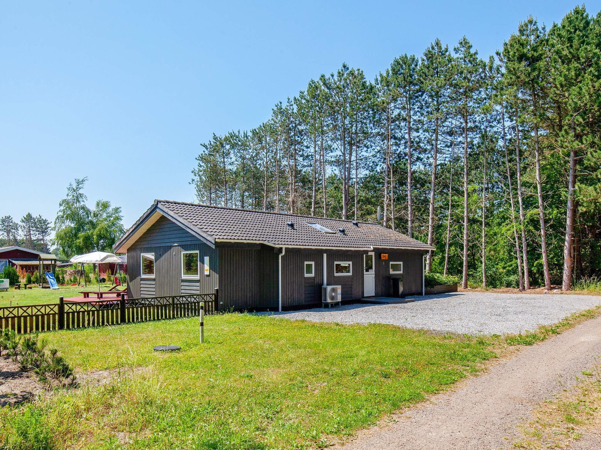 Ruim vakantiehuis met sauna & whirlpool op 900m van de zee in Rødby - foto 28