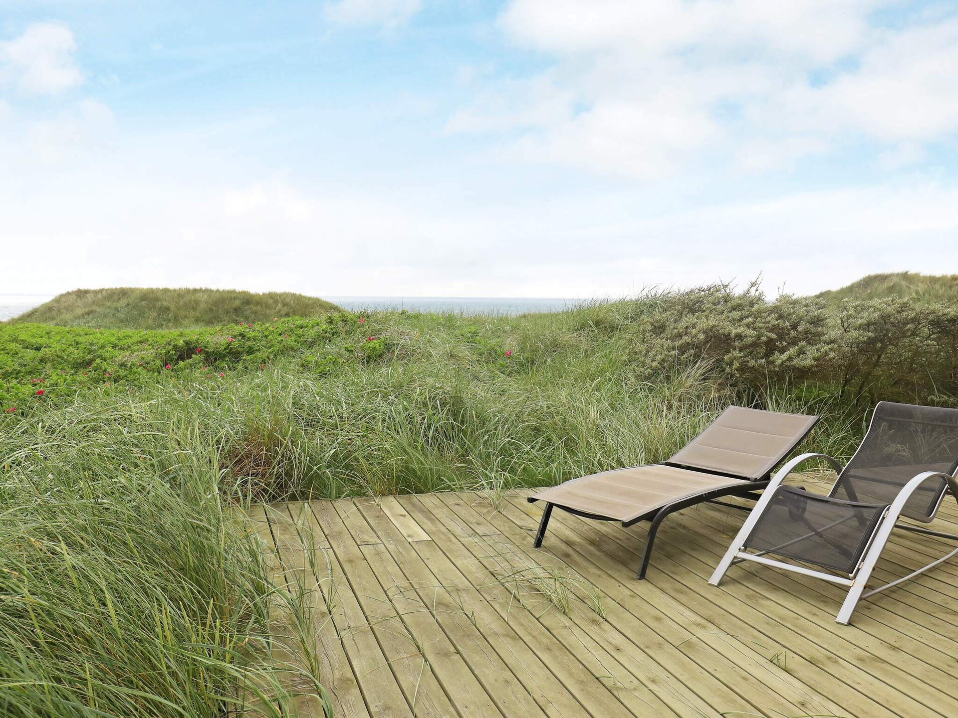 Vrijstaand vakantiehuis met sauna en panoramisch zeezicht op 100 meter van het strand - foto 15