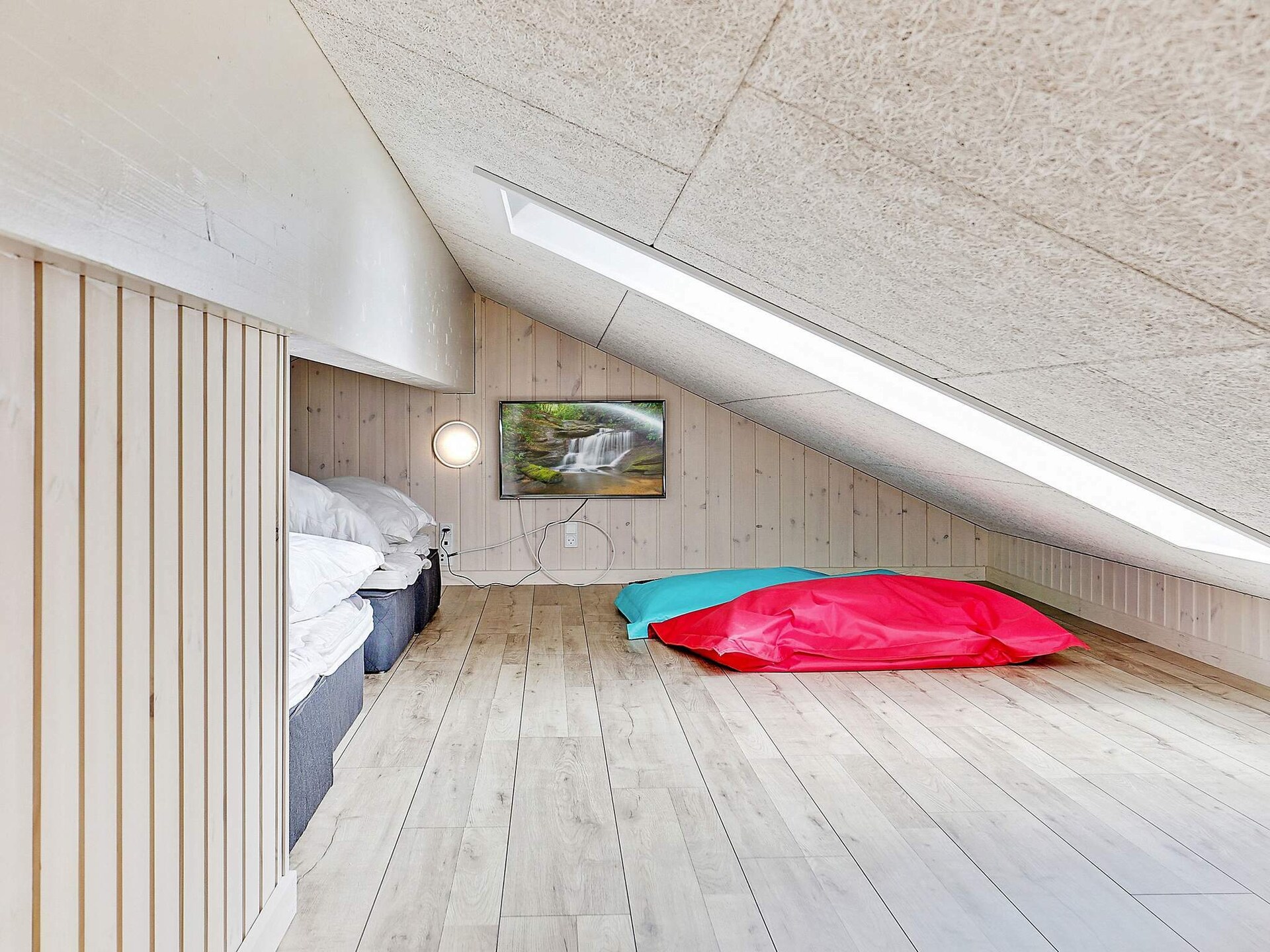 Groots vakantiehuis met zwembad, sauna en activiteitenruimte op 300m van zee in Ålbæk - foto 33