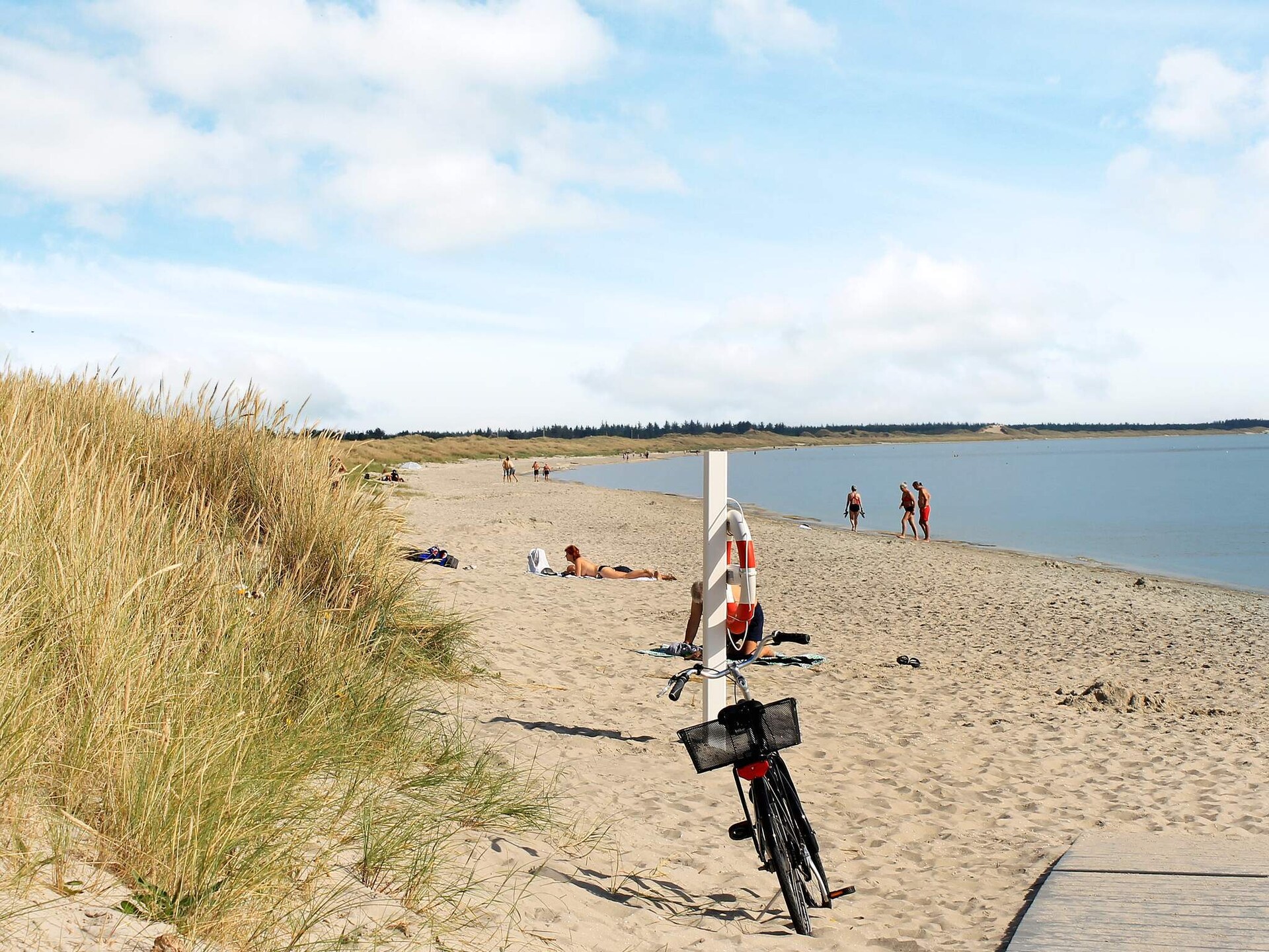 Groots vakantiehuis met zwembad, sauna en activiteitenruimte op 300m van zee in Ålbæk - foto 46