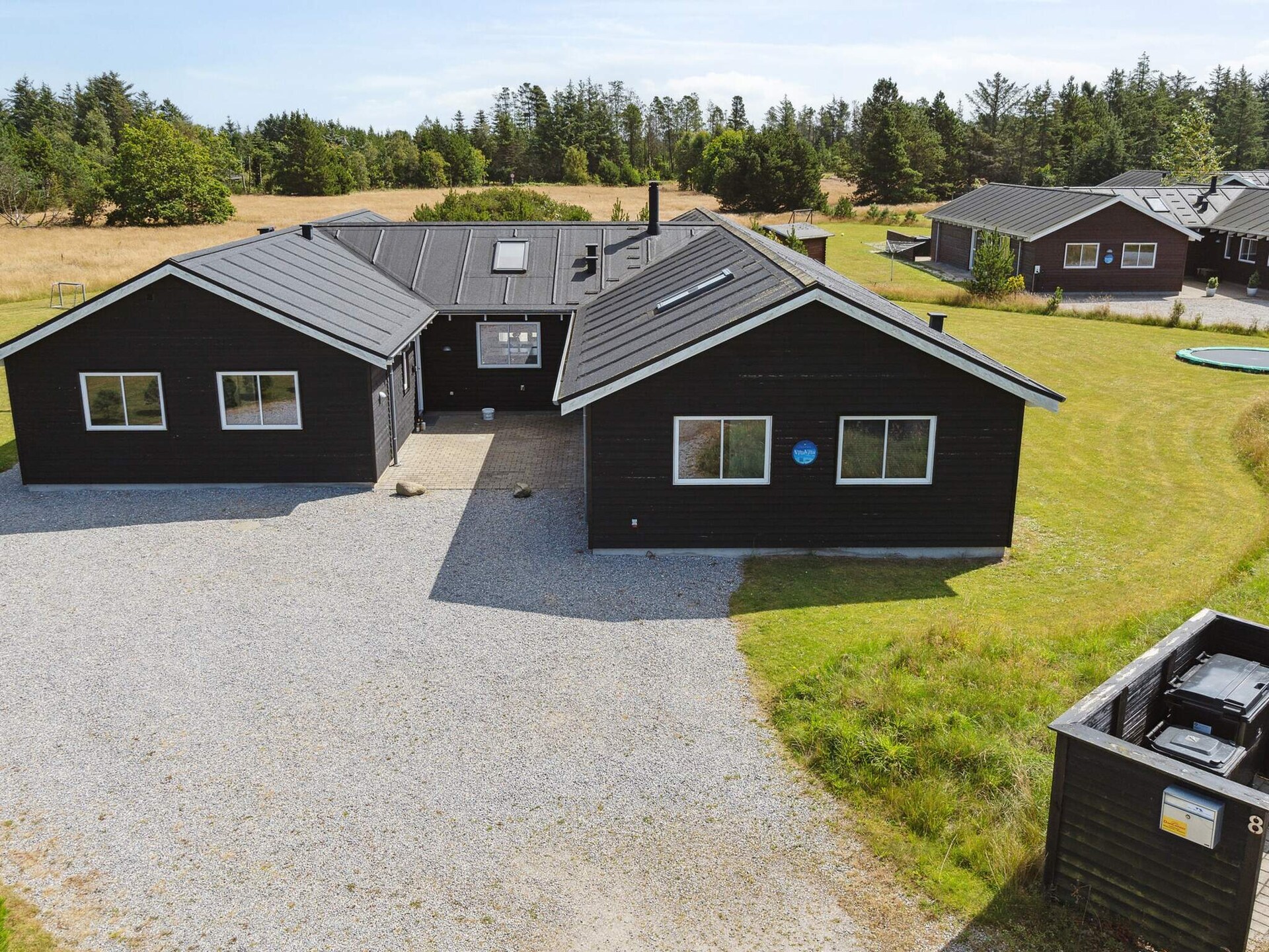 Groots vakantiehuis met zwembad, sauna en activiteitenruimte op 300m van zee in Ålbæk - foto 9