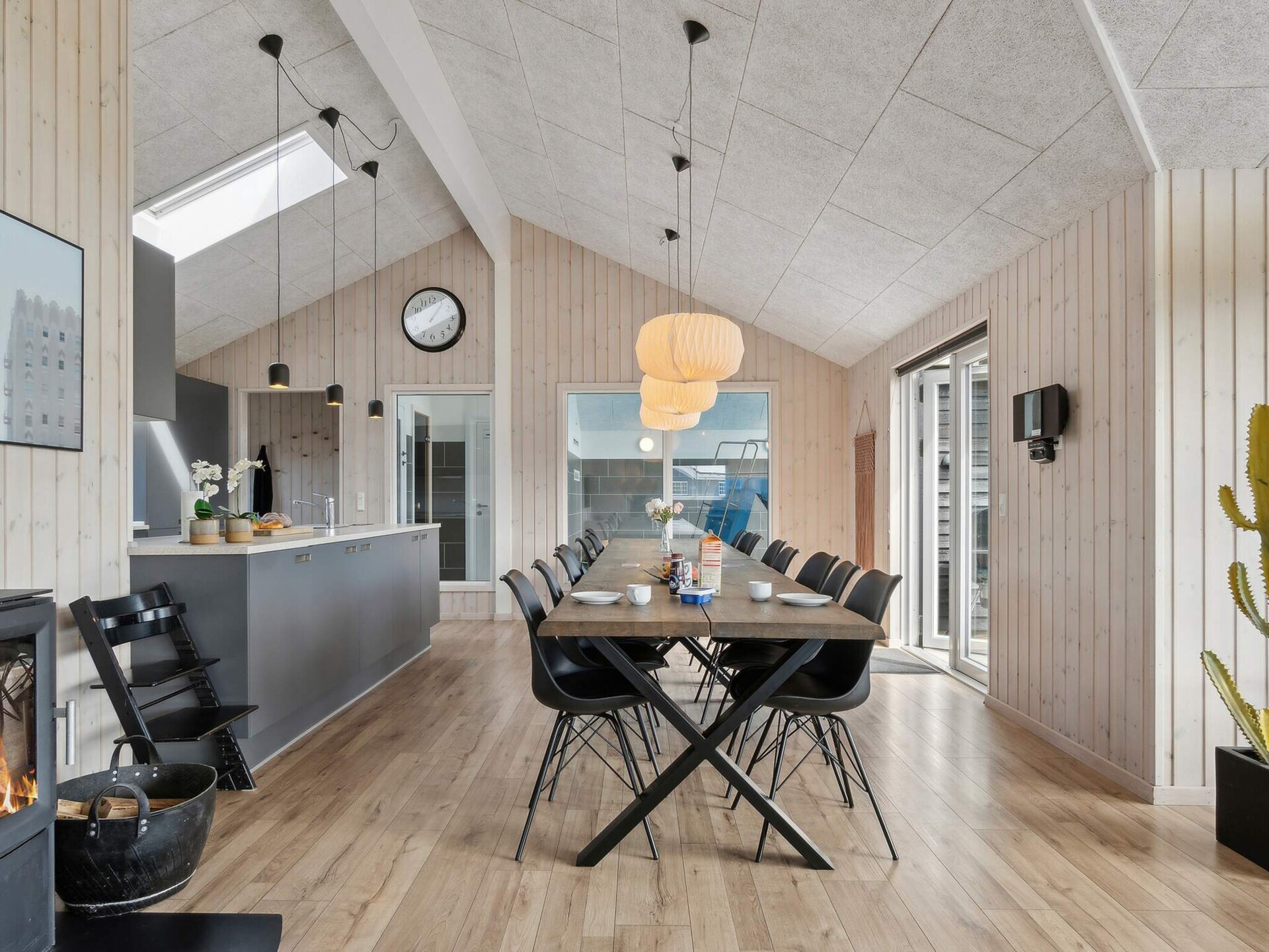 Groots vakantiehuis met zwembad, sauna en activiteitenruimte op 300m van zee in Ålbæk - foto 27