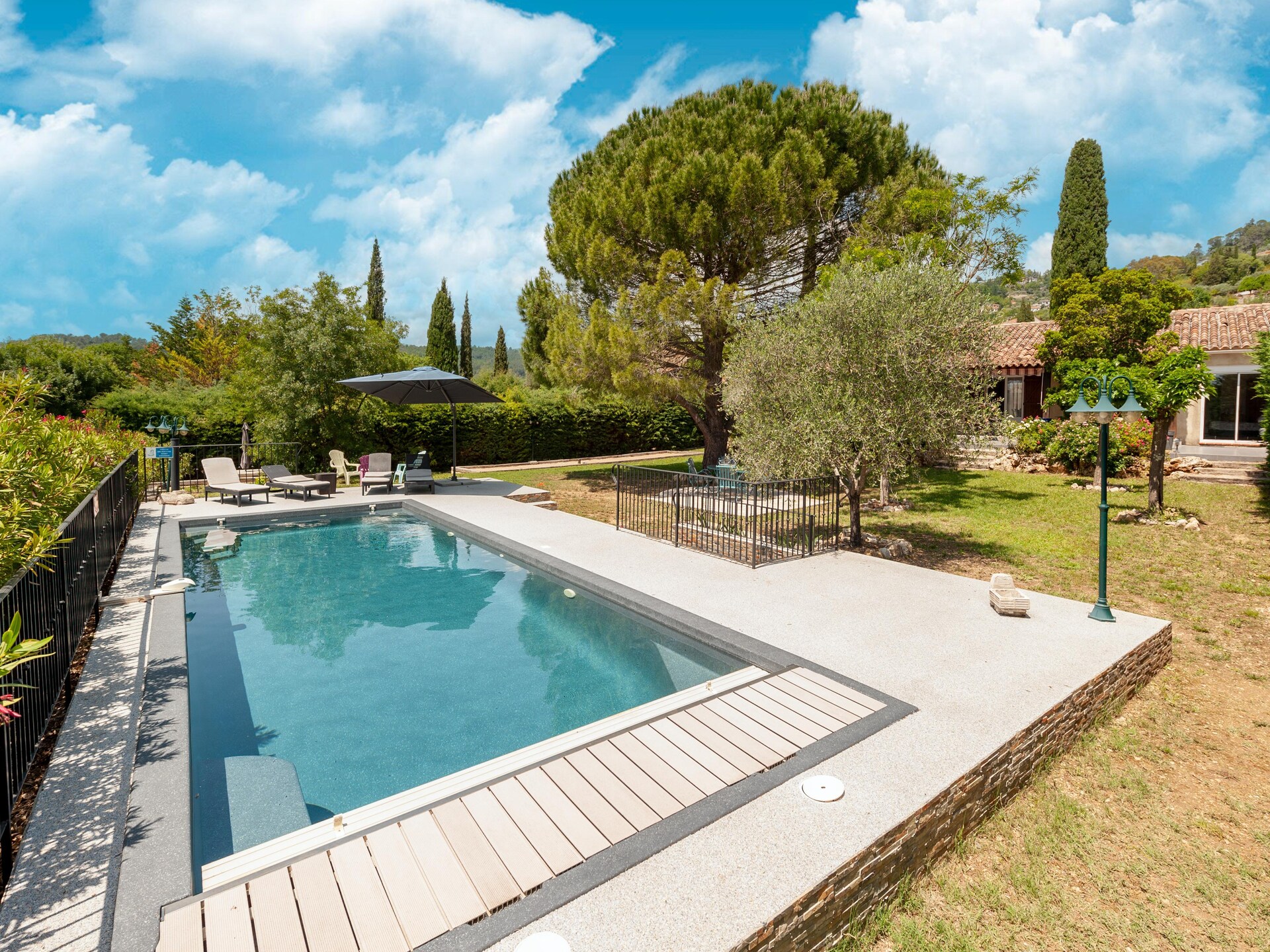 Op 950 m van het centrum: Villa Isclawa met privézwembad in Callian - foto 7