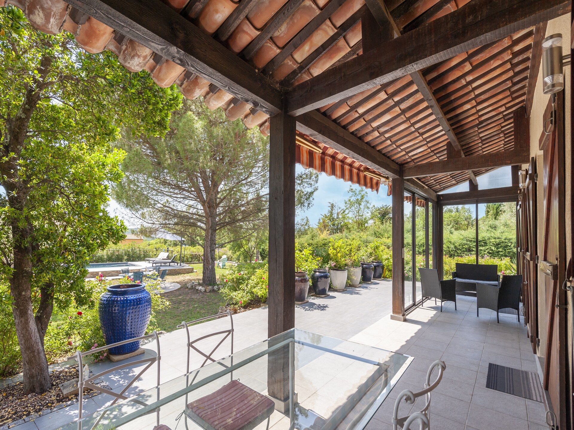 Op 950 m van het centrum: Villa Isclawa met privézwembad in Callian - foto 32