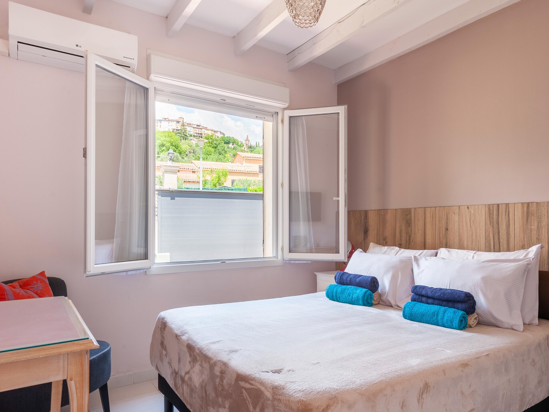 Op 950 m van het centrum: Villa Isclawa met privézwembad in Callian - foto 10