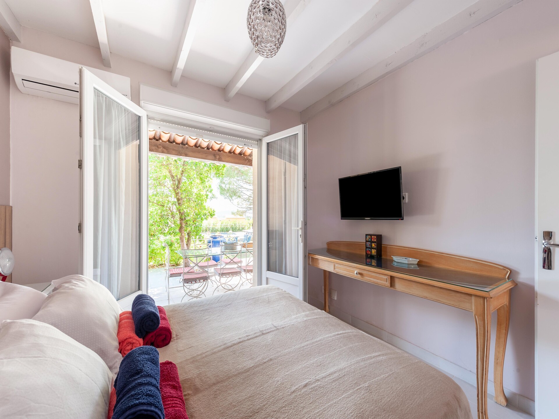 Op 950 m van het centrum: Villa Isclawa met privézwembad in Callian - foto 25