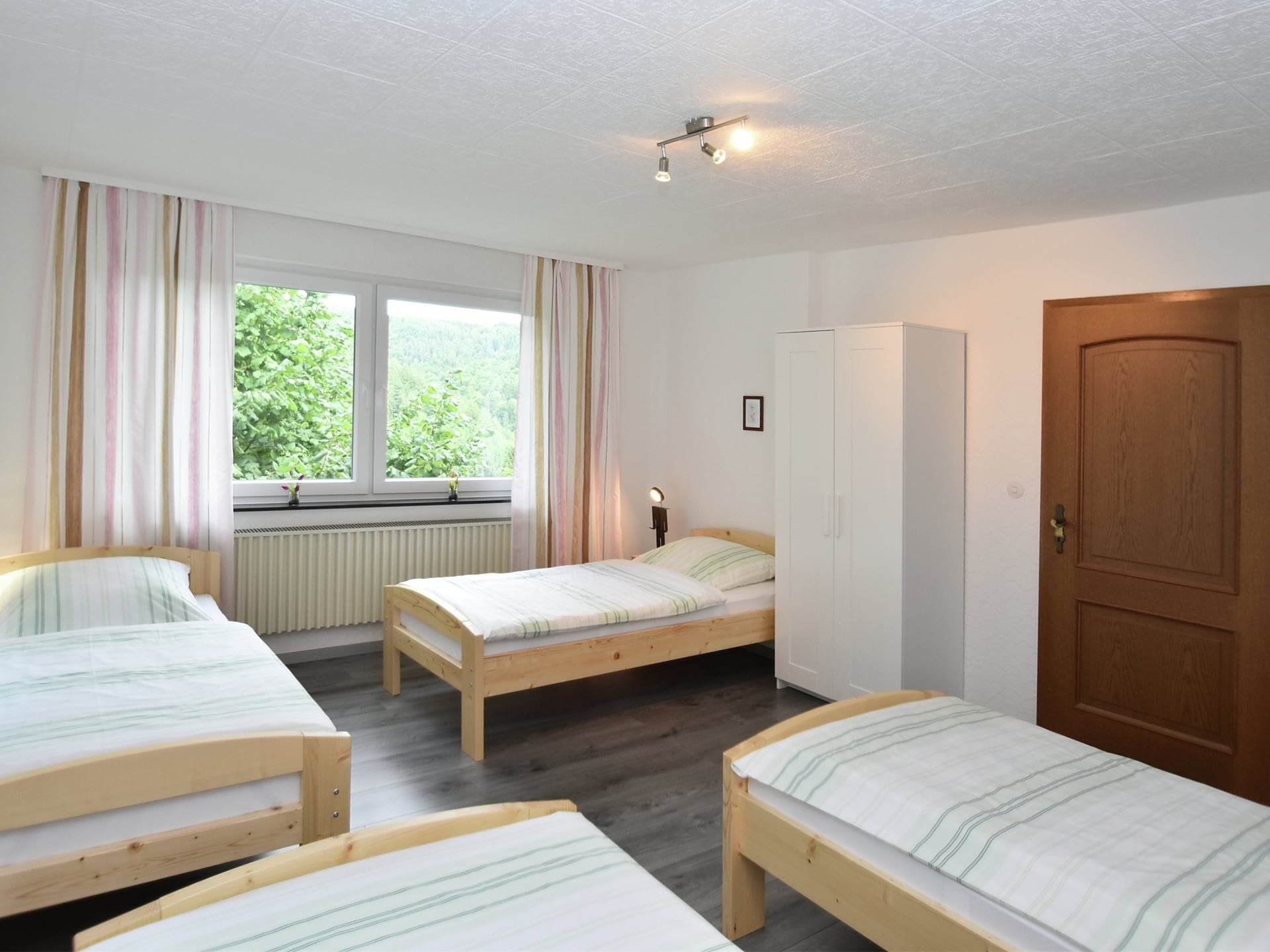 15-persoons vakantiehuis in Wieda met uitzicht op het Harzgebergte - foto 21