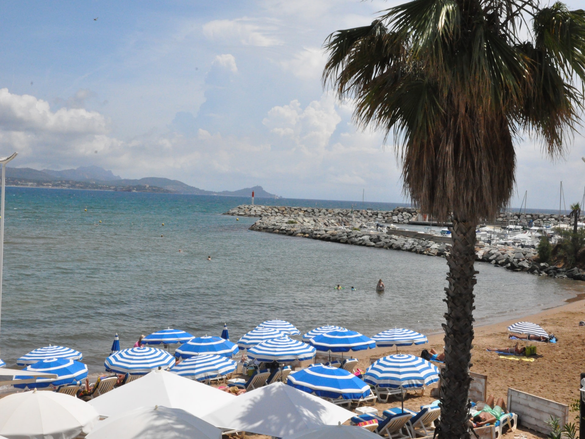 Privézwembad en luxe in Villa Belle Vue sur Fayence - foto 33