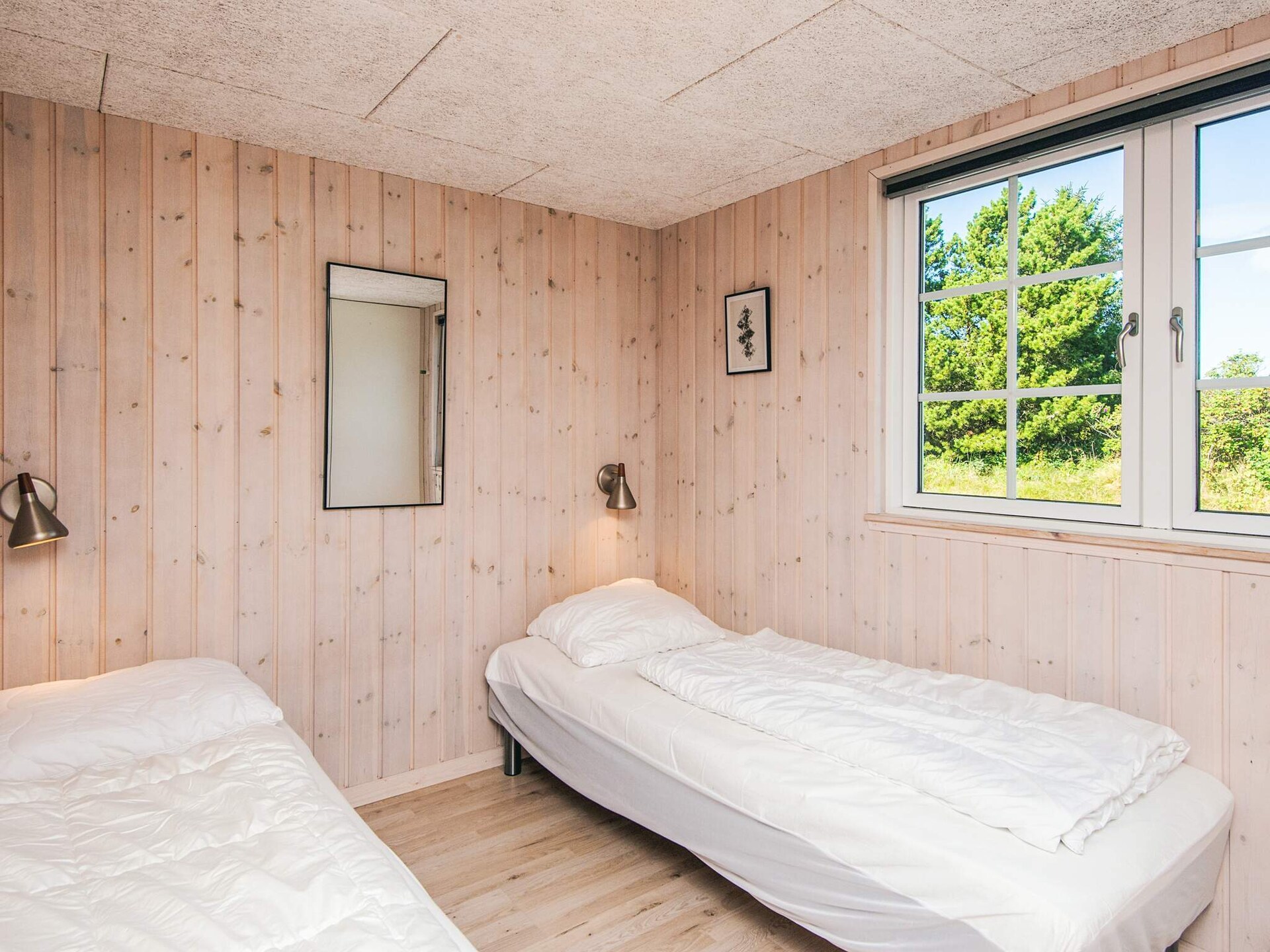 Op 1,5 km van zee: ruim vakantiehuis in Blåvand voor 24 personen - foto 13