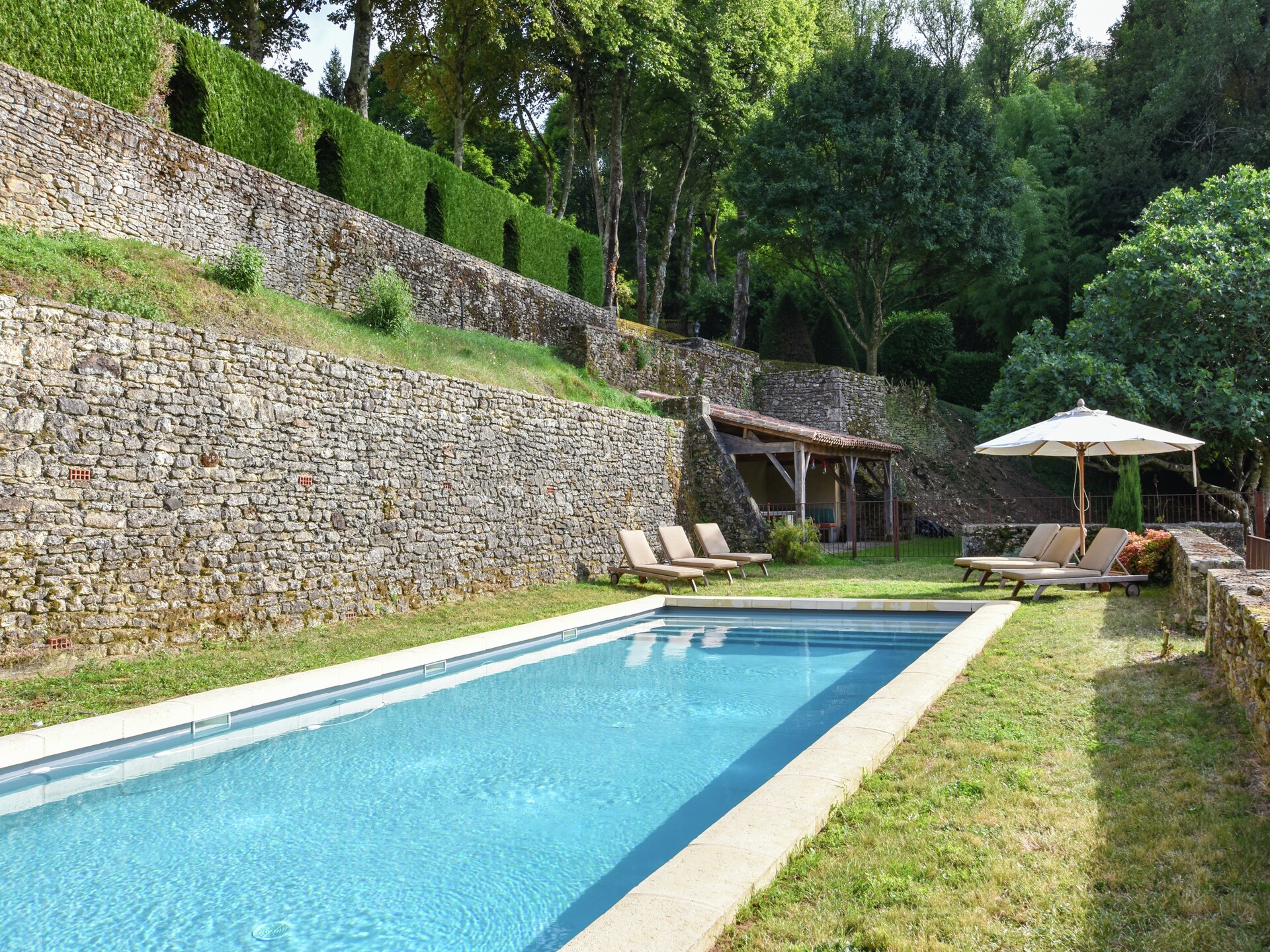 Authentiek landhuis voor 9 personen met privébos en zwembad in de Dordogne - foto 6