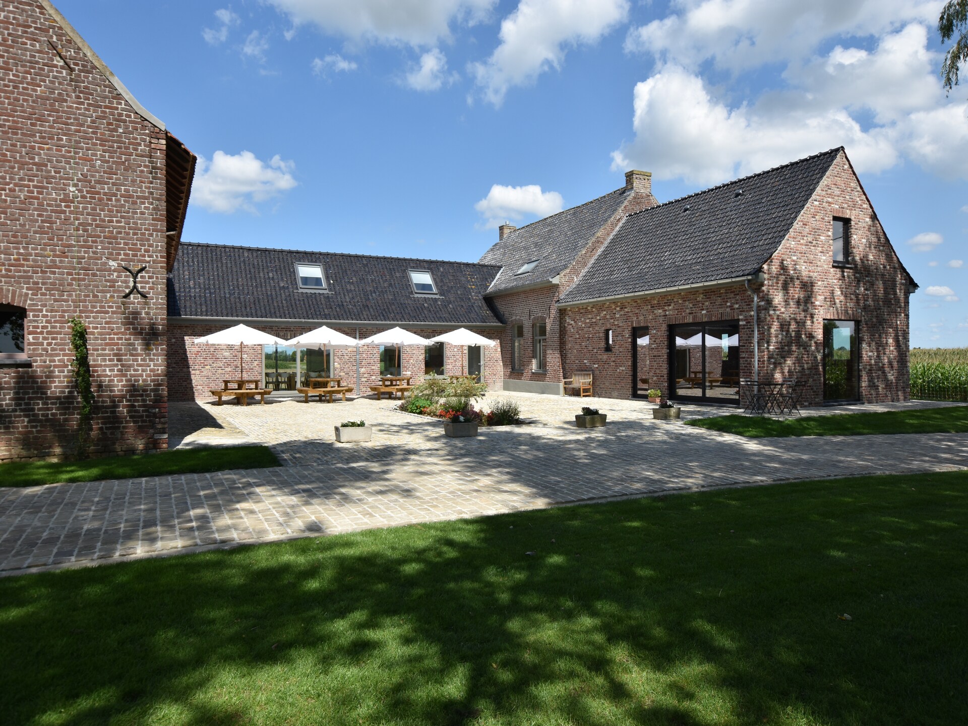 22-persoons landhuis in Roesbrugge met recreatieruimte en omheinde tuin - foto 8