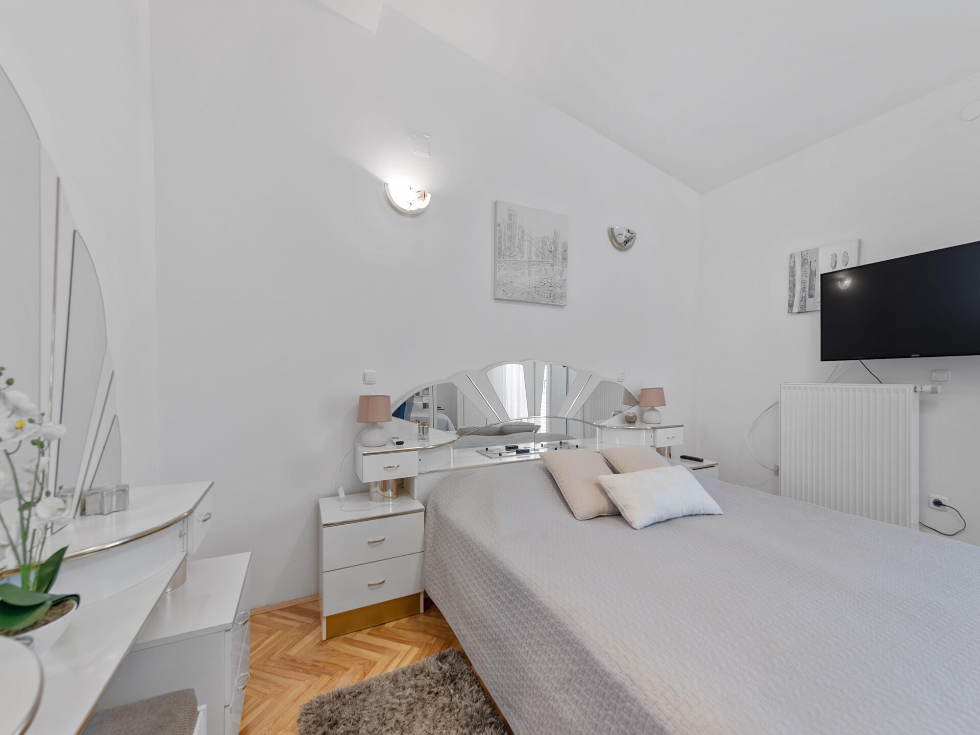 Ruim vakantiehuis voor 12 personen met privézwembad in de bossen van Neoric - foto 21