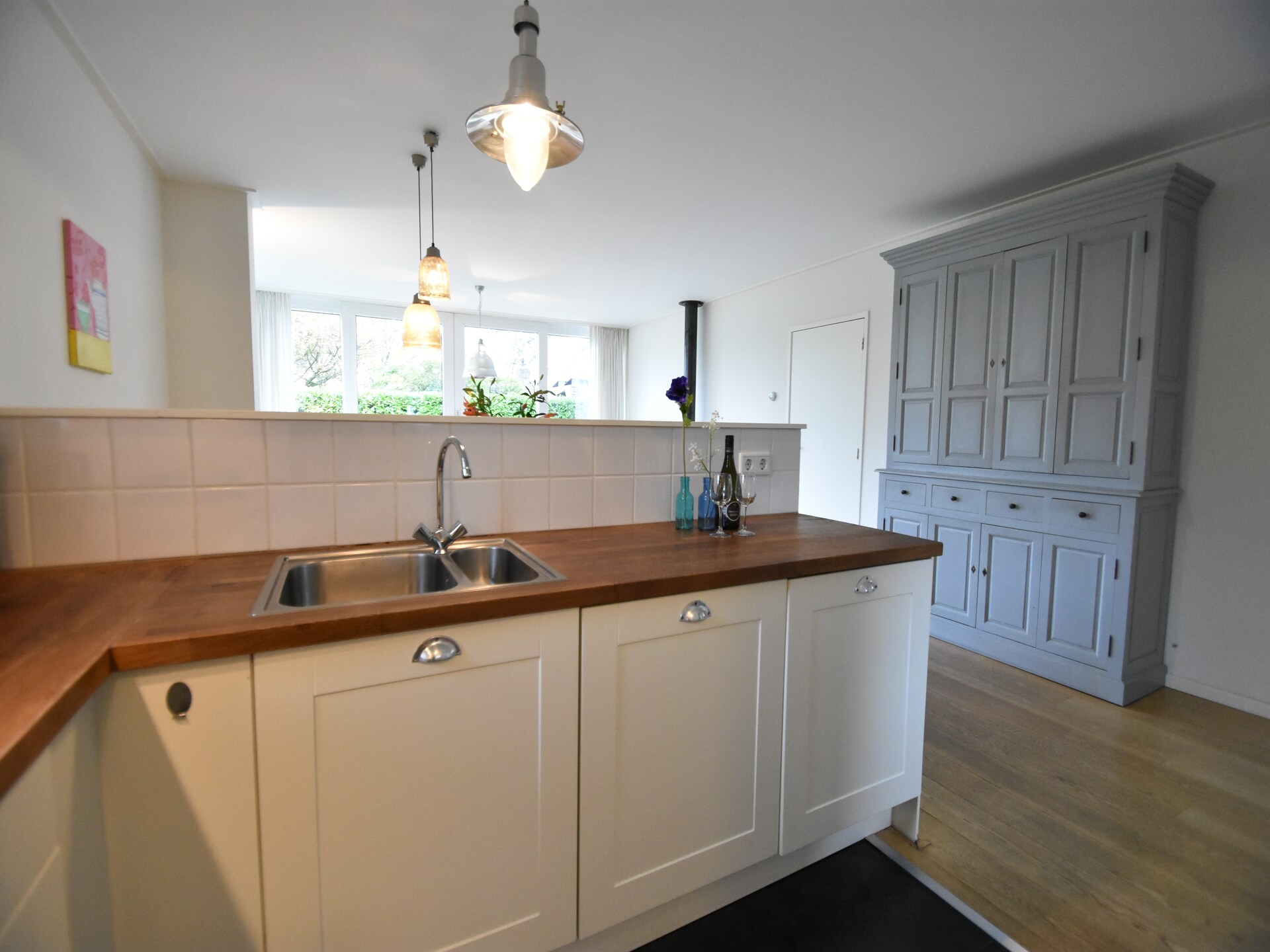 Vrijstaande familiebungalow aan Veerse Meer met houtkachel en grote tuin - foto 12