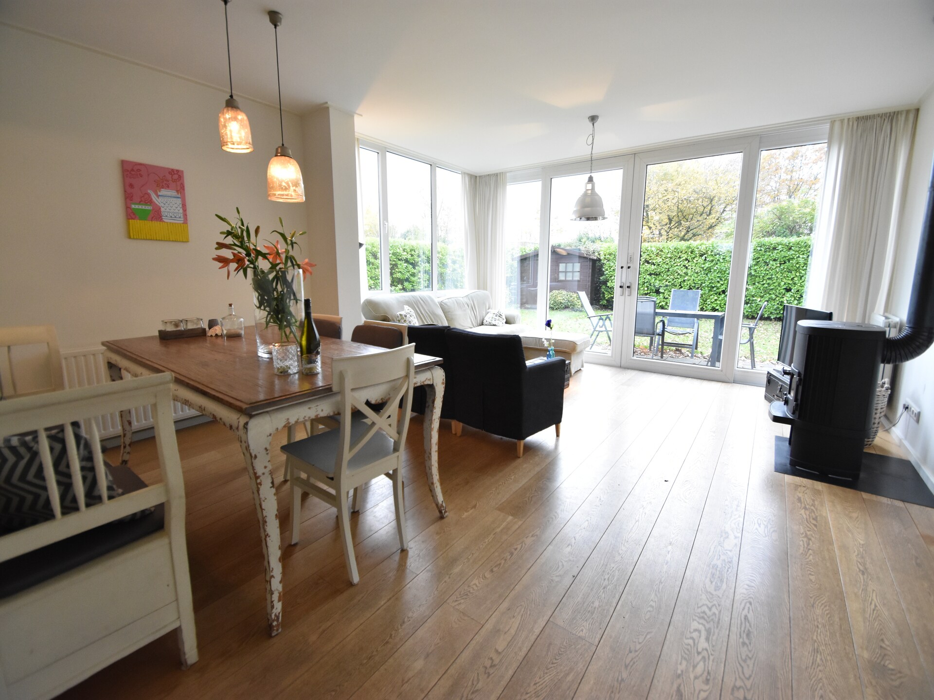Vrijstaande familiebungalow aan Veerse Meer met houtkachel en grote tuin - foto 7