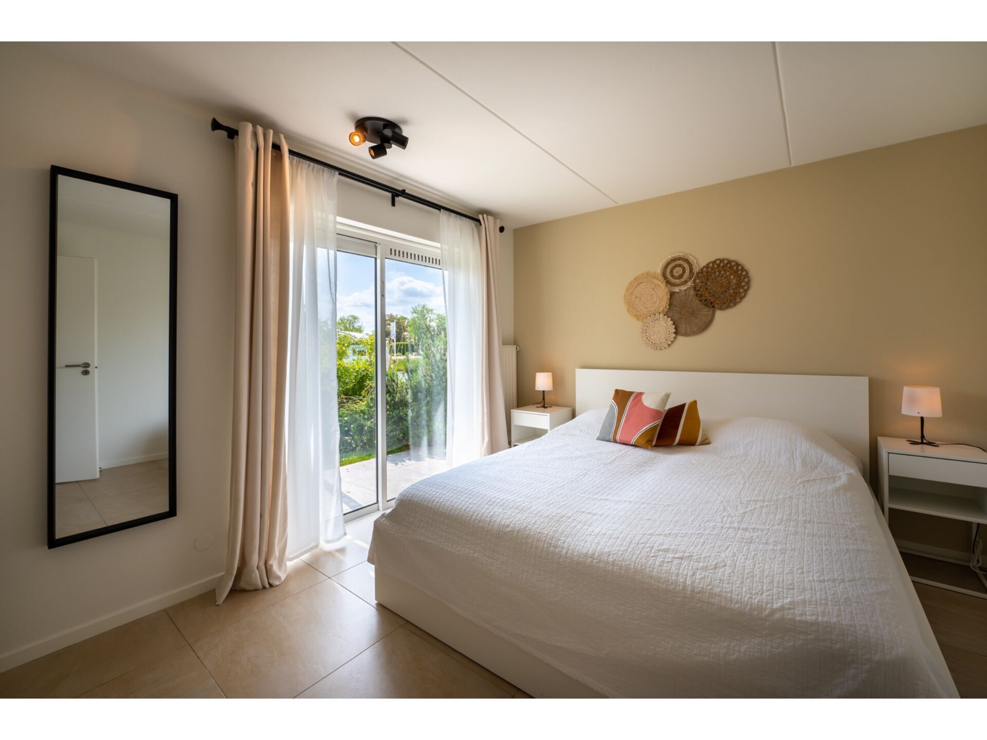 Luxe watervilla met aanlegsteiger aan het Veerse Meer in Kortgene - foto 9