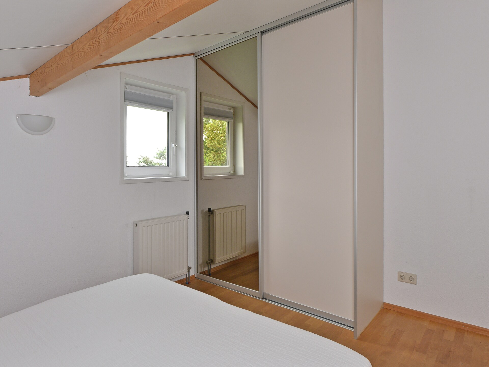 Vrijstaand vakantiehuis aan Veerse Meer met omheinde tuin en open haard - foto 29