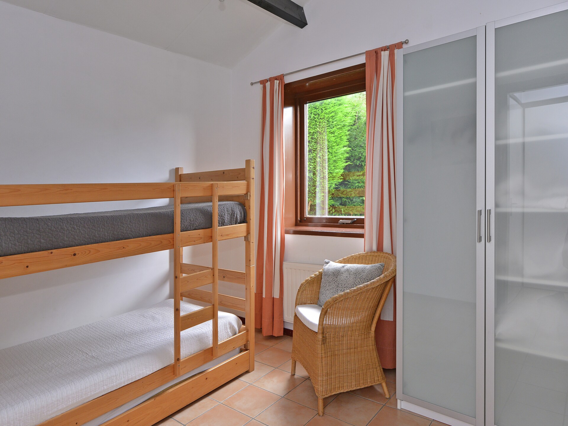 Vrijstaand vakantiehuis aan Veerse Meer met omheinde tuin en open haard - foto 25