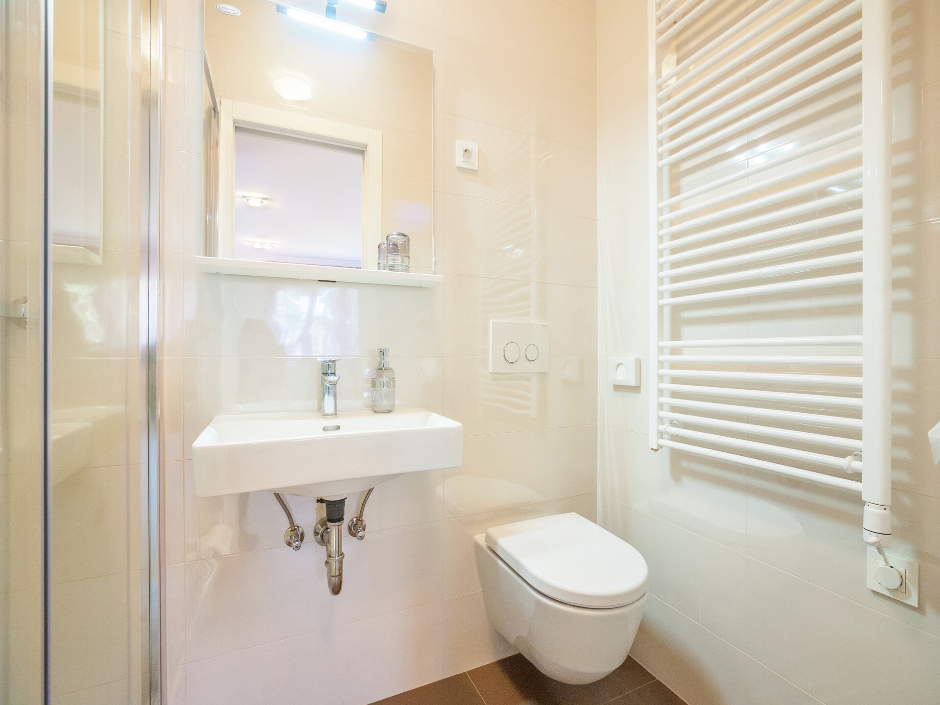 Licht appartement op 400m van zee in het hart van Zadar - foto 24