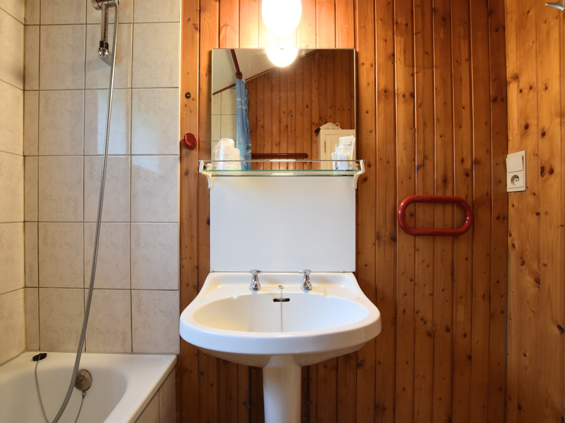Op 1,0 km van het meer: knus 4-persoons vakantiehuis in Tenneville - foto 19