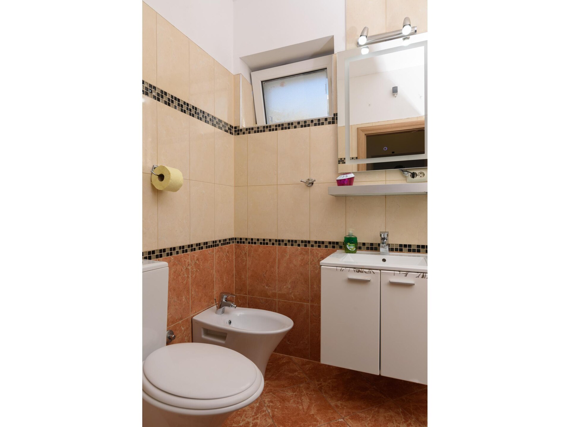 Aan het strand: Ruim appartement in Trogir - Arbanija voor 6 personen - foto 17