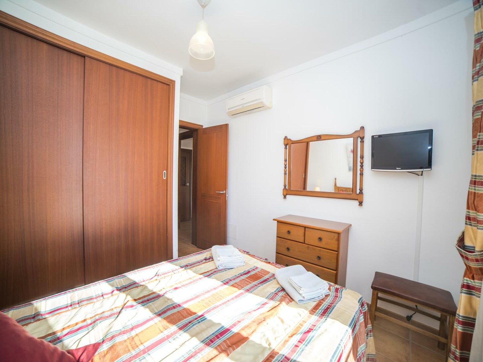 Ruim vakantiehuis met privézwembad en speeltuin in Inca, Mallorca - foto 13