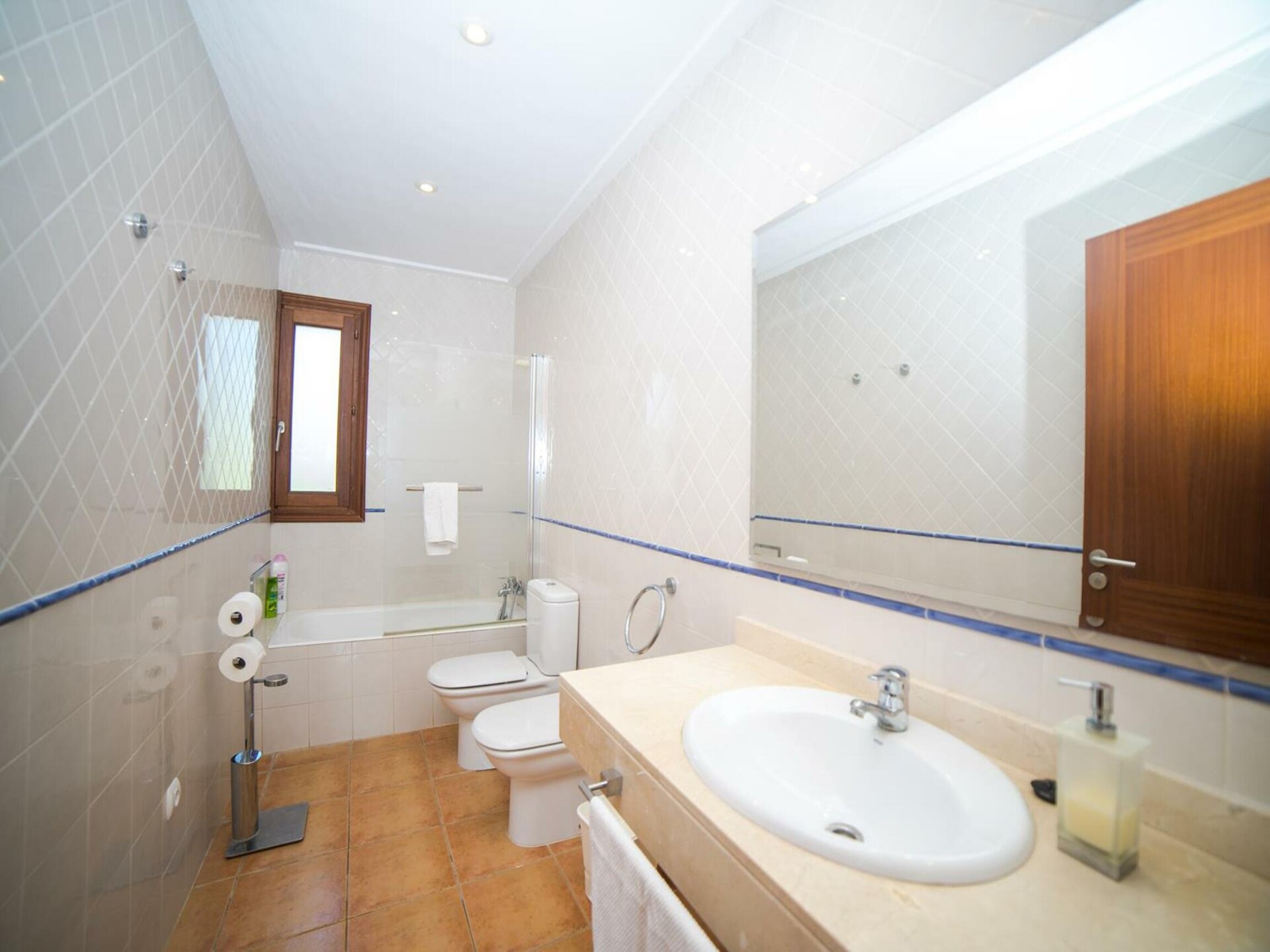 Ruim vakantiehuis met privézwembad en speeltuin in Inca, Mallorca - foto 20