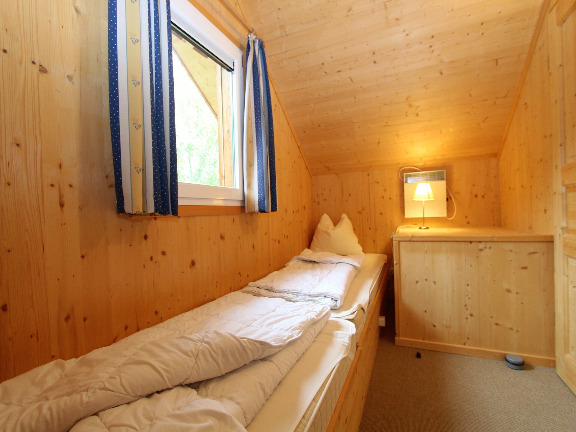 Vrijstaand houten chalet aan het meer in de bossen van Stiermarken - foto 16
