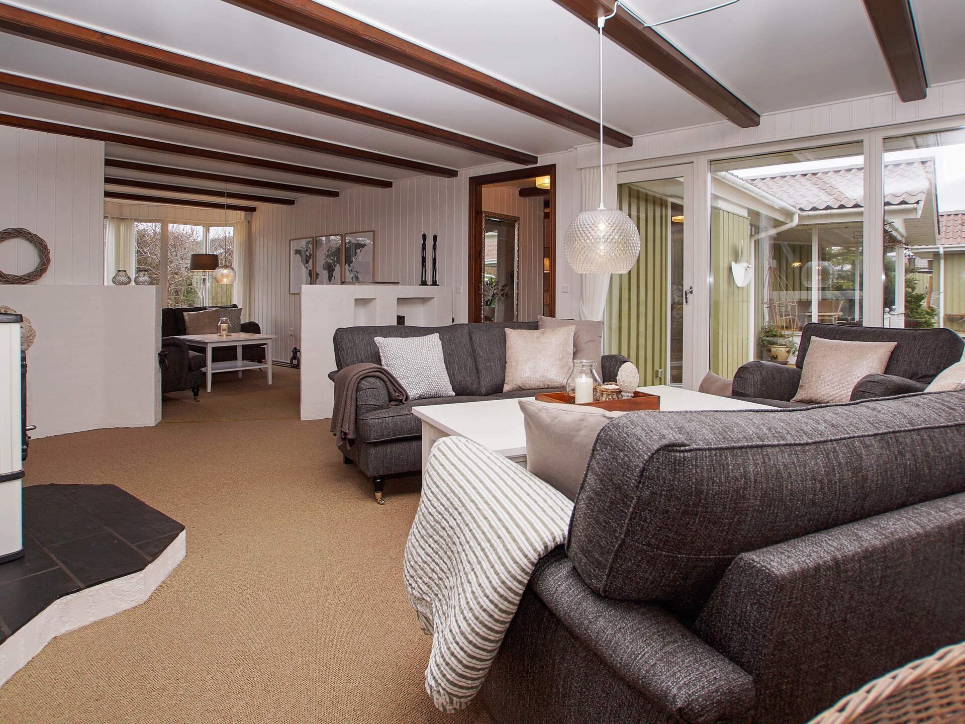 Sfeervol vakantiehuis met whirlpool, sauna en unieke tuin op 200m van de fjord - foto 13