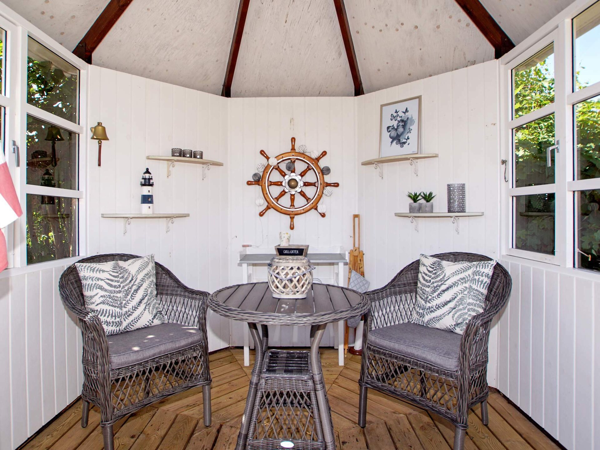 Sfeervol vakantiehuis met whirlpool, sauna en unieke tuin op 200m van de fjord - foto 30