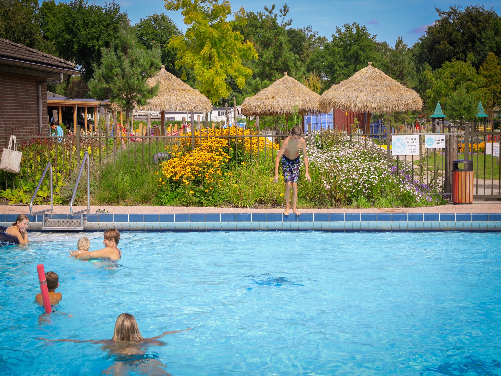 Luxe Safaritent op Recreatiepark de Boshoek in Voorthuizen - foto 28