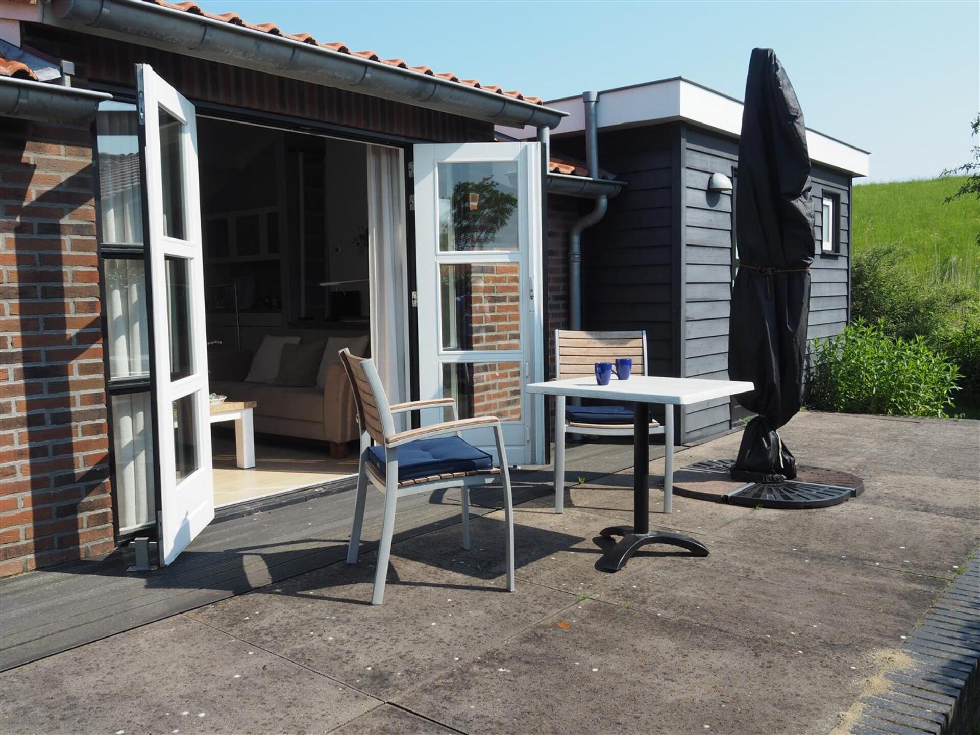 Modern vakantiehuis aan de Goese Golf met tuin en zwembad - foto 6