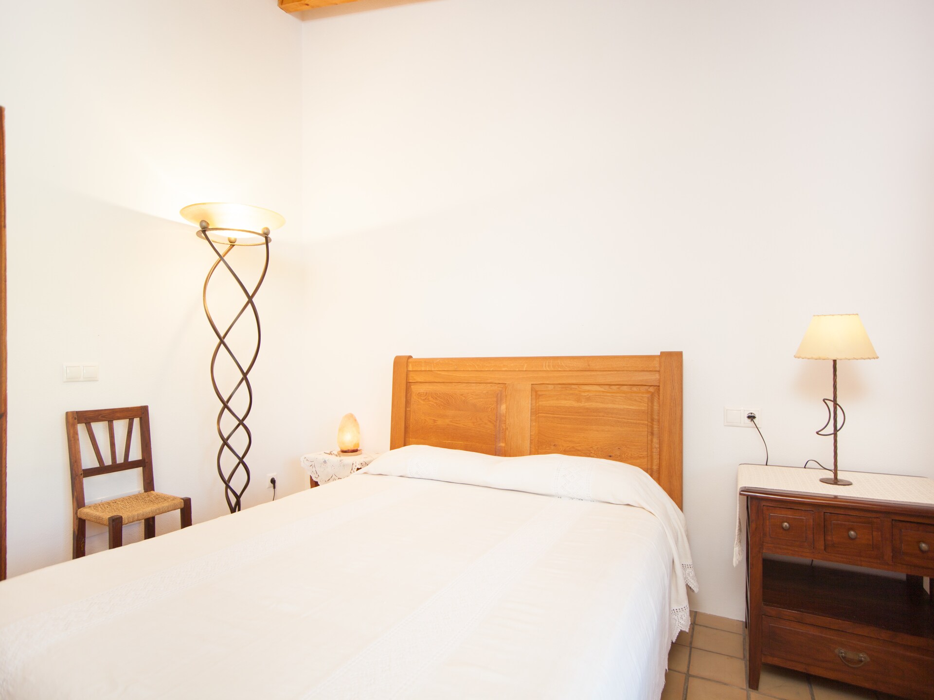 Intieme villa met zoutwaterbad en uitzicht op de Tramuntana, nabij Selva - foto 13
