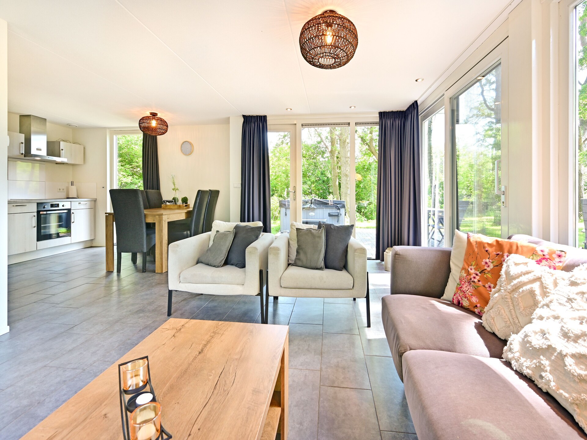 Wellness vakantiehuis Zijzicht met sauna en bubbelbad in bosrijk Reutum - foto 9