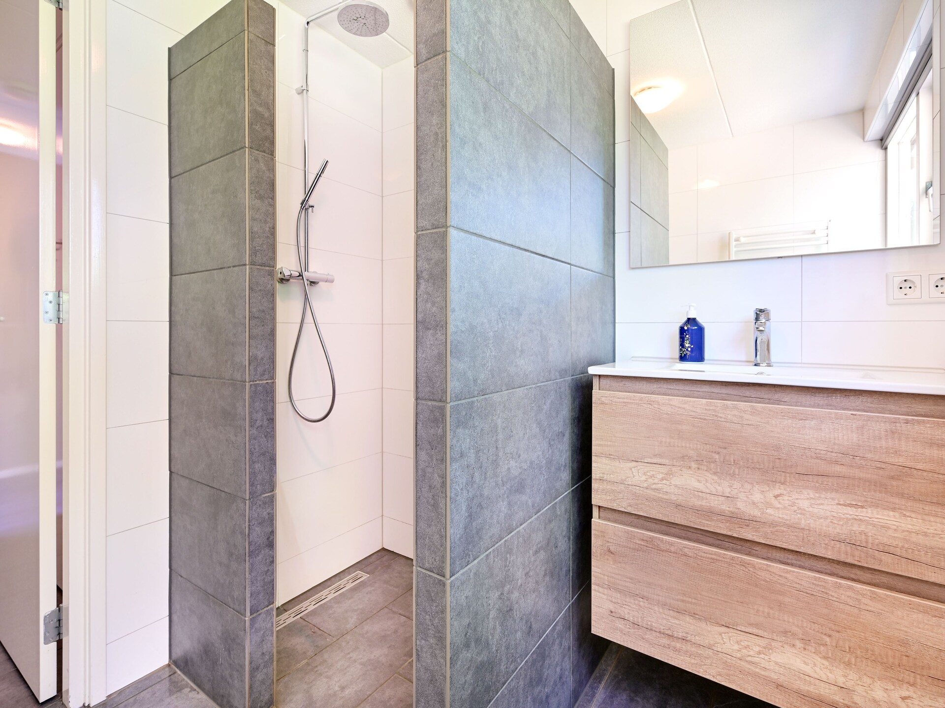 Wellness vakantiehuis Zijzicht met sauna en bubbelbad in bosrijk Reutum - foto 23