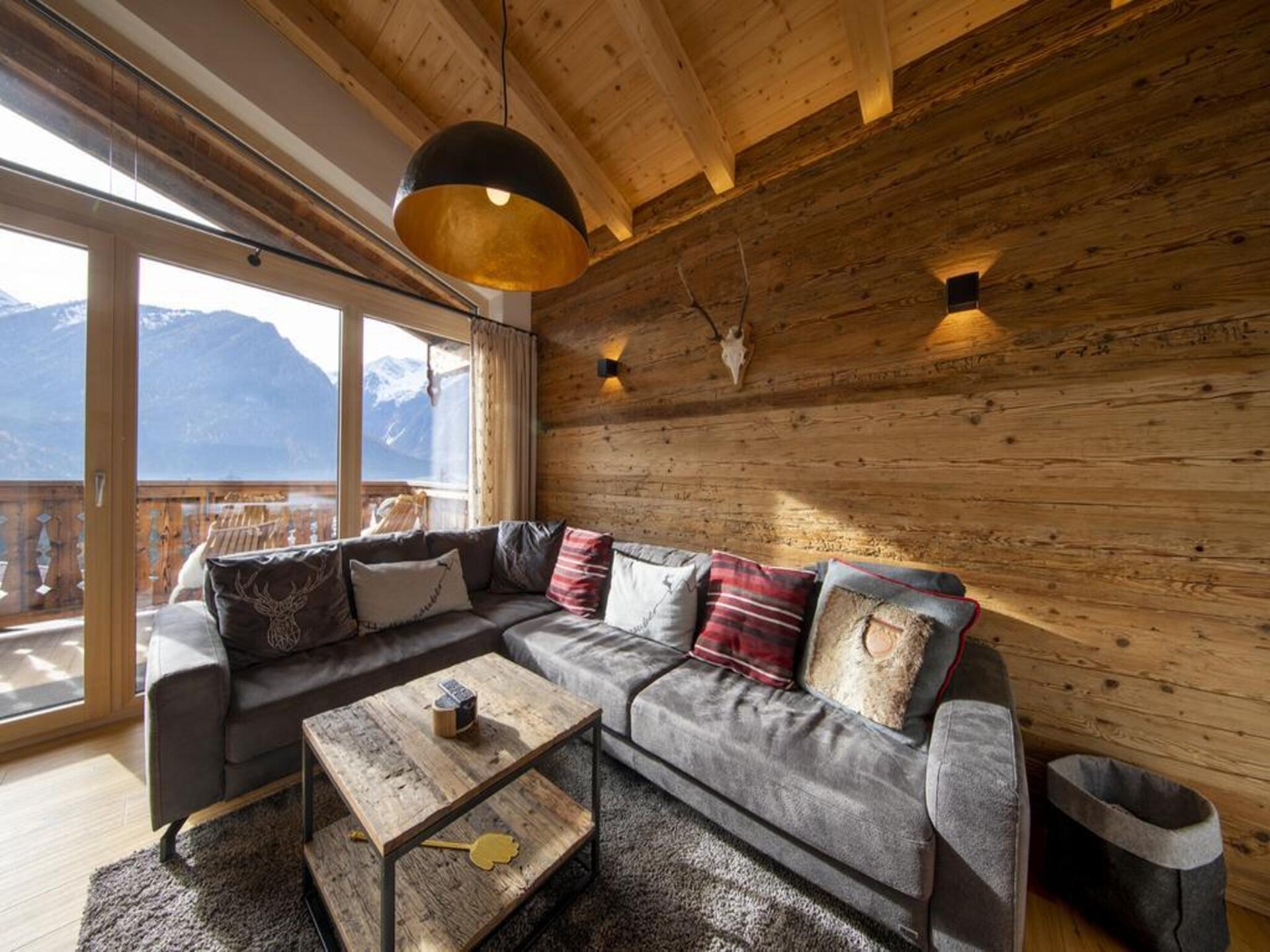 8-persoons chalet aan de piste in Neukirchen · 150 m² - foto 3