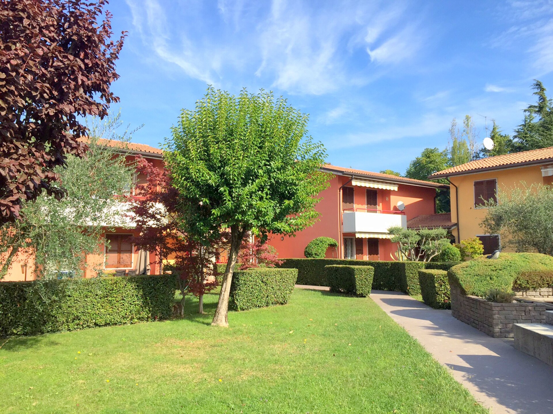 Knus appartement Le Tende C17 nabij Lazise met zwembad en tuin - foto 1