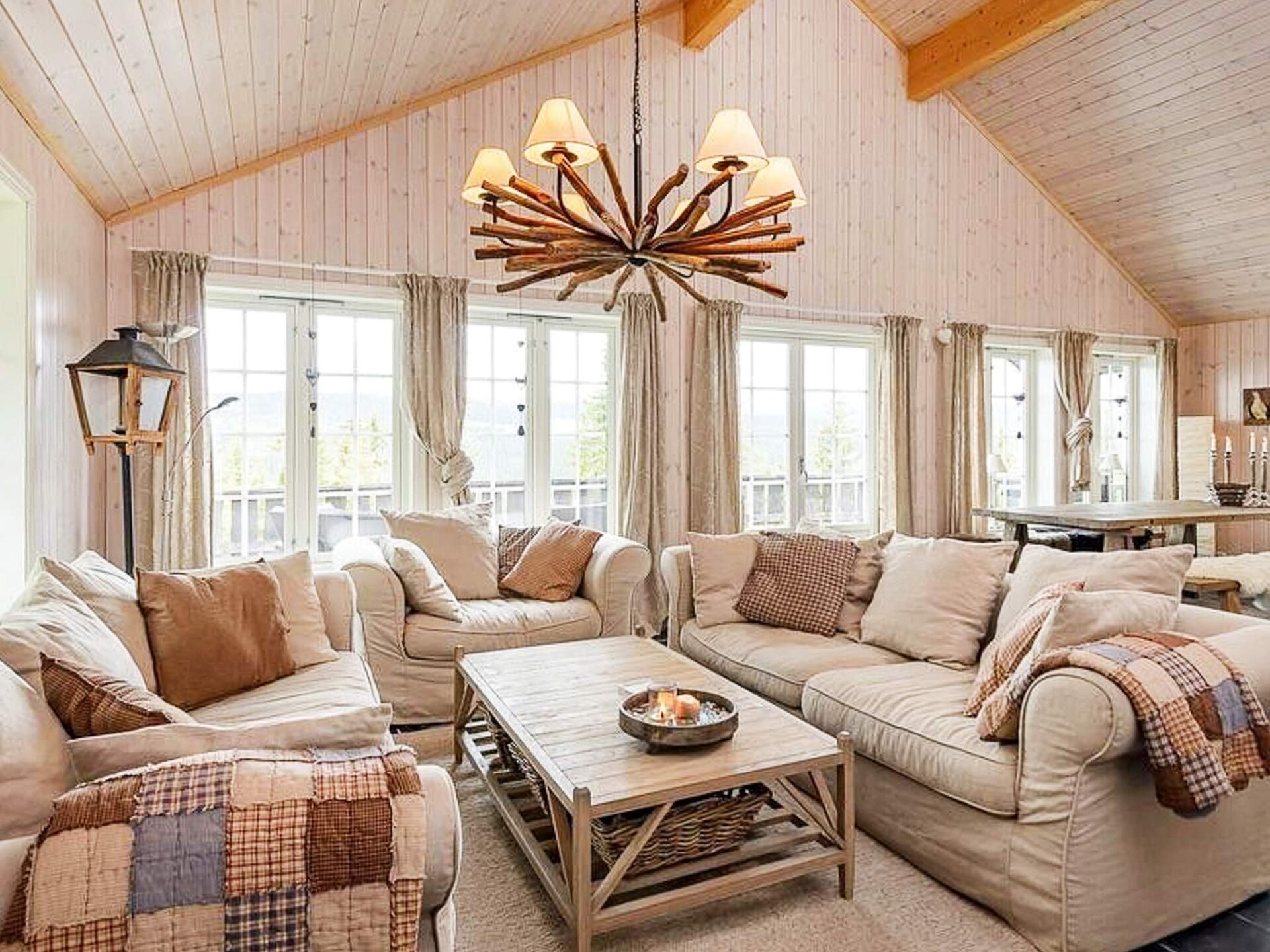 Modern vakantiehuis in Fåvang met panoramisch uitzicht op Kvitfjell - foto 2