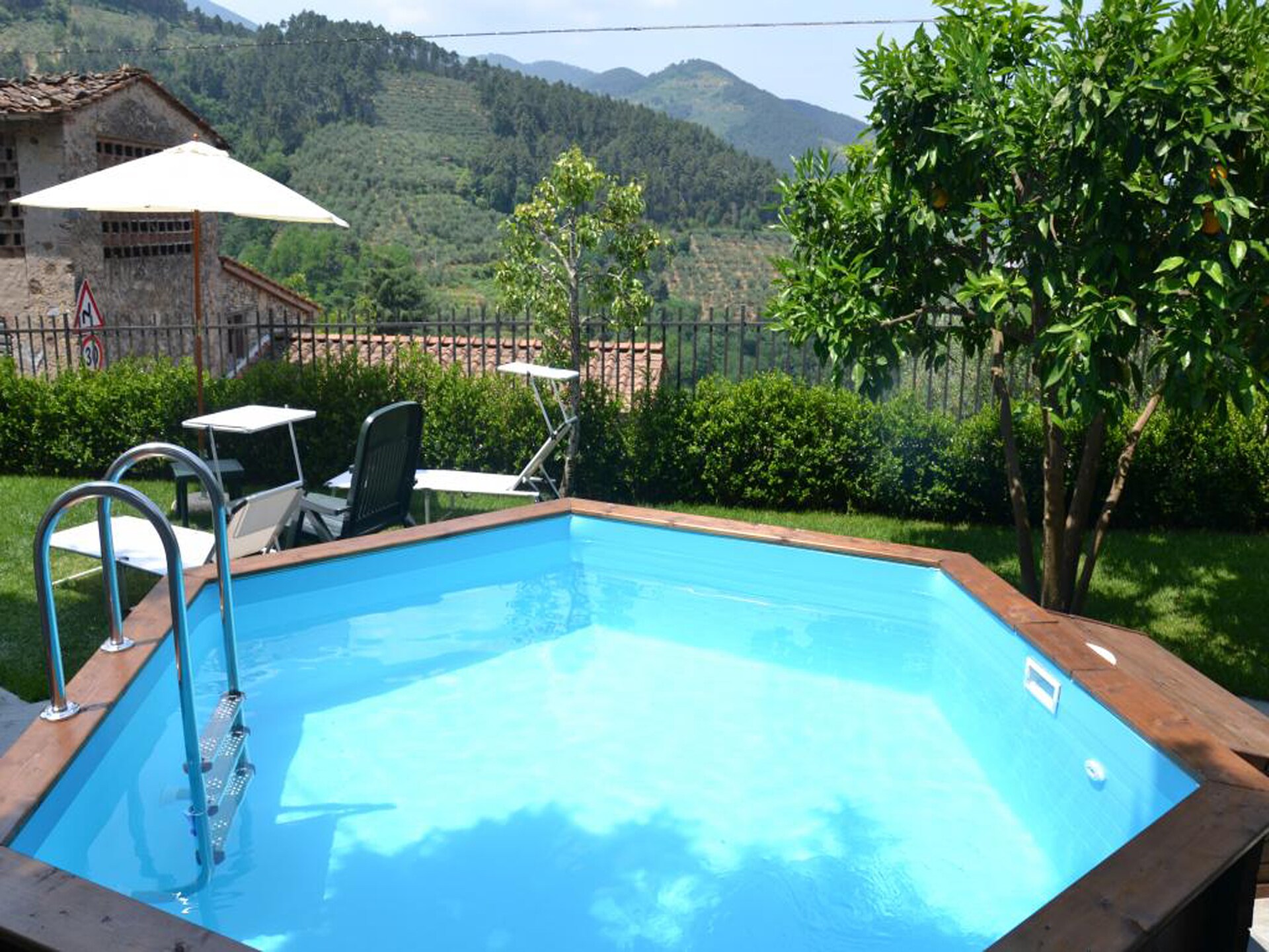 Stijlvol vakantiehuis met privézwembad en tuin nabij Lucca - foto 8
