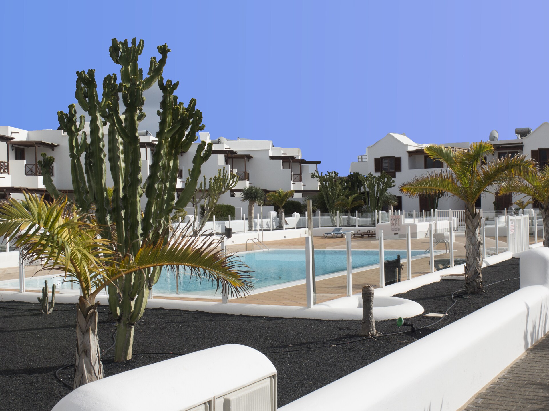 Sfeervol vakantiehuis met gedeeld zwembad, dichtbij strand Playa Blanca - foto 7