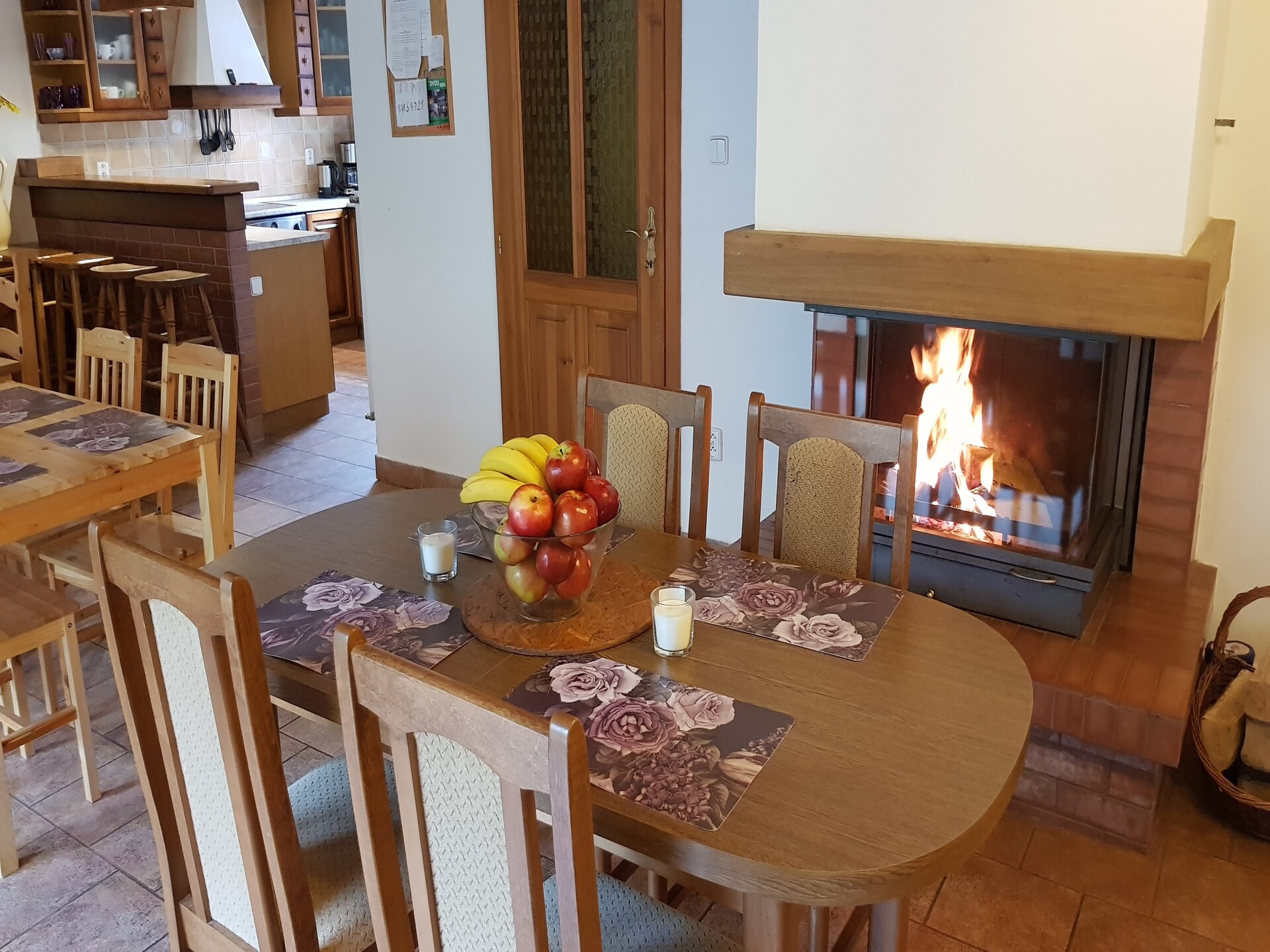 Villa Irena: Ruime huisdiervriendelijke villa aan bos en golfbaan in Turnov - foto 16