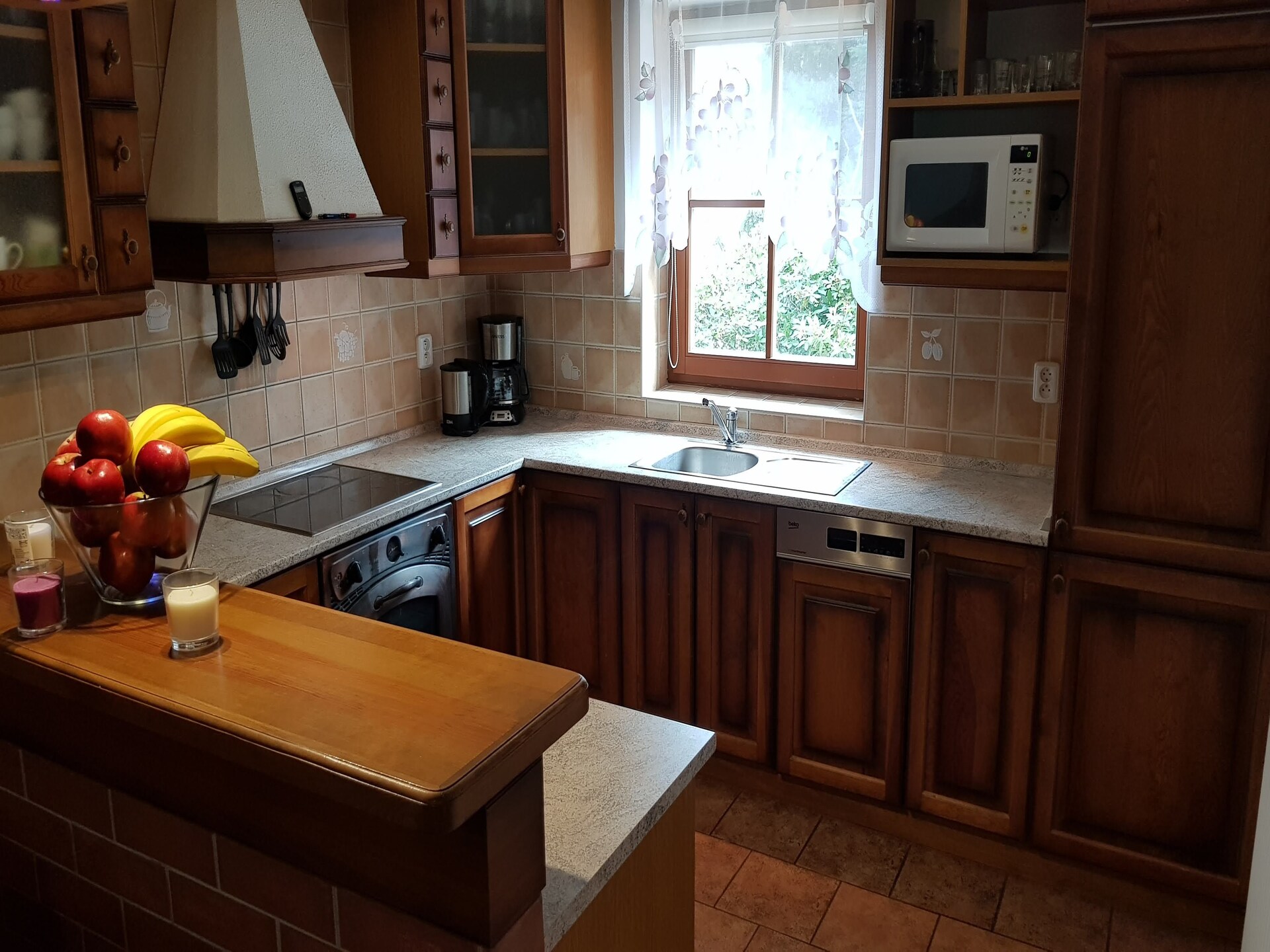 Villa Irena: Ruime huisdiervriendelijke villa aan bos en golfbaan in Turnov - foto 21