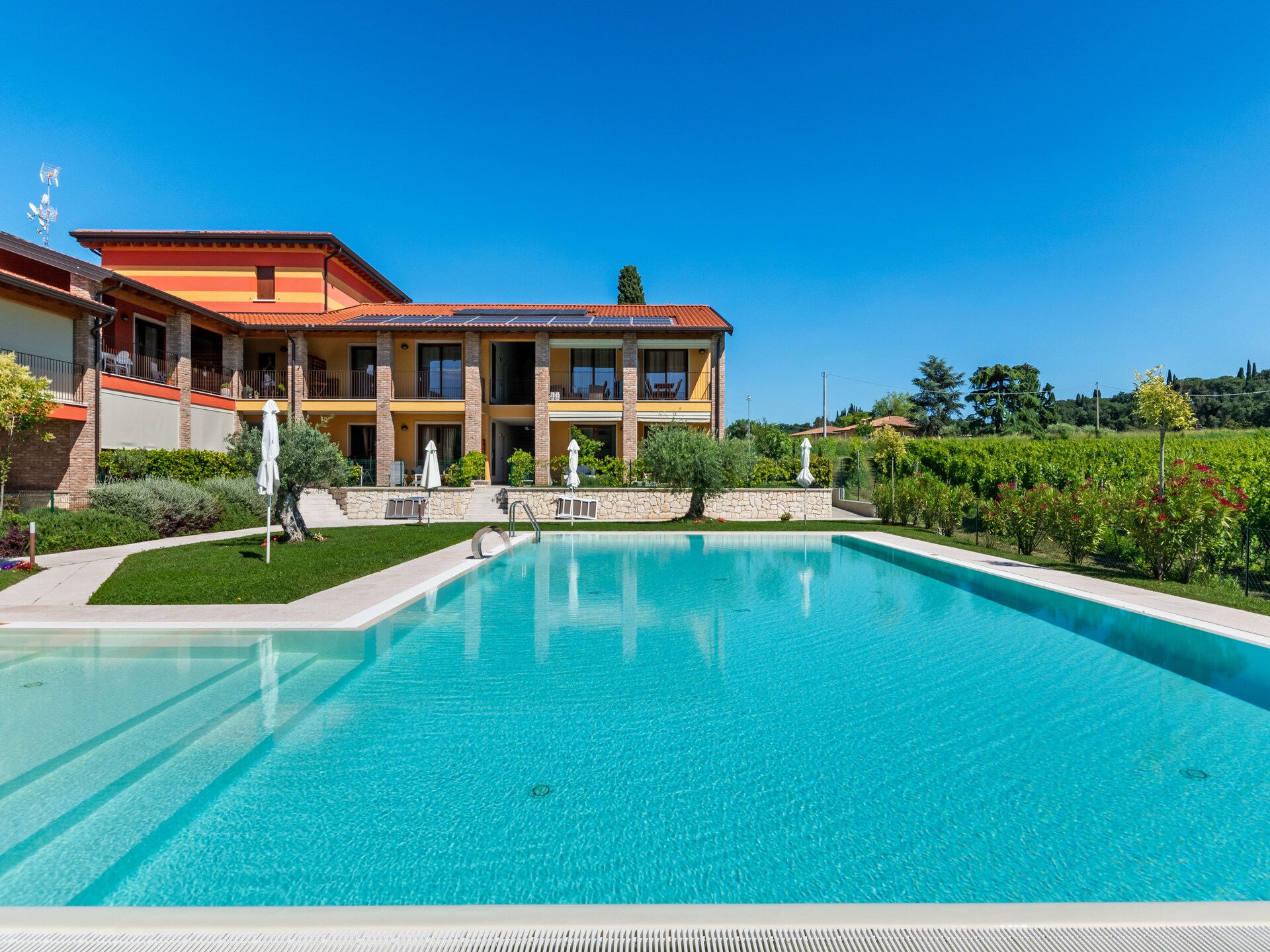 Modern vakantiehuis met zwembad nabij Lazise en het Gardameer - foto 9