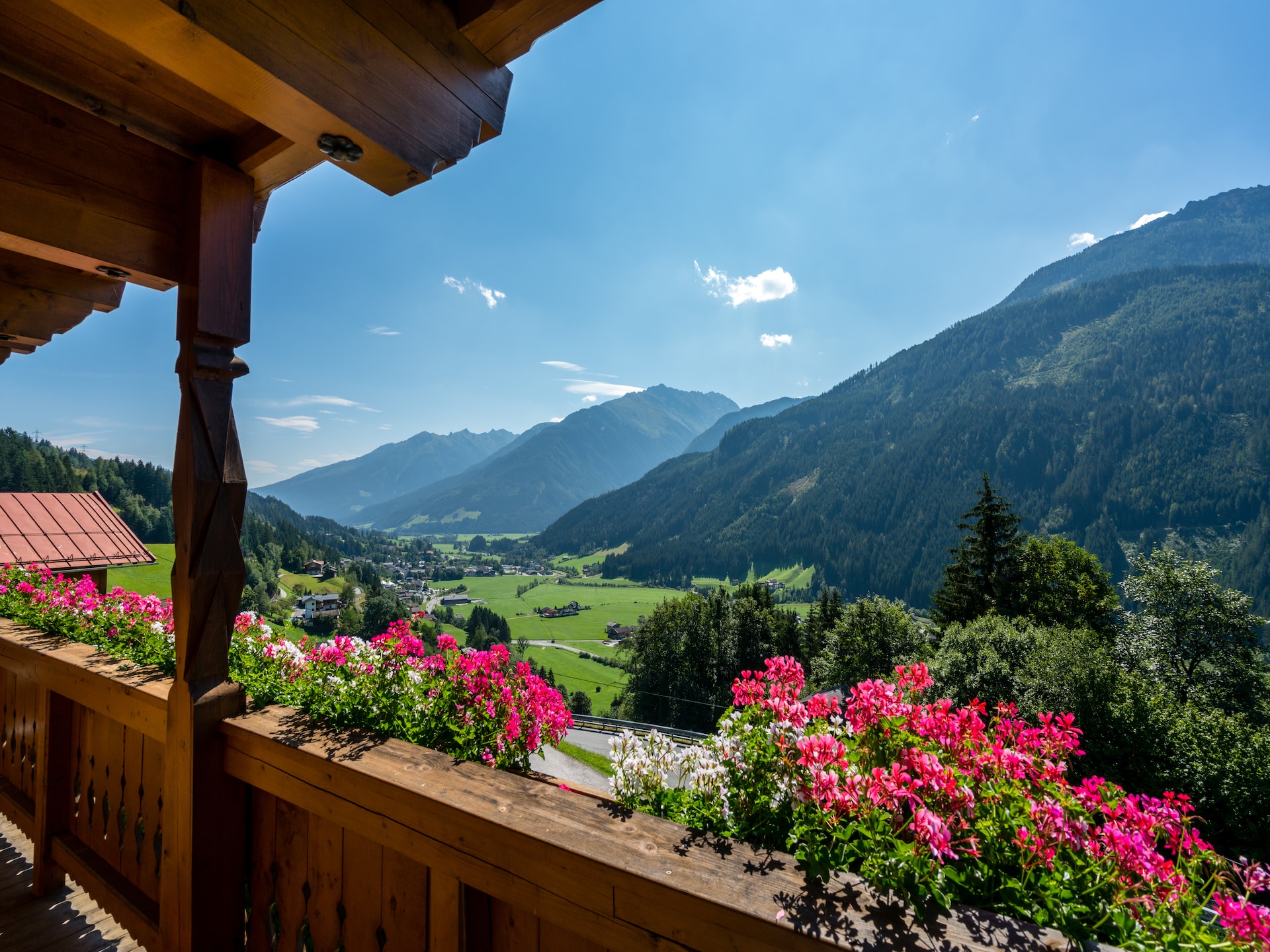Bergappartement met balkon en uitzicht op Hohe Tauern bij Wald im Pinzgau - foto 6