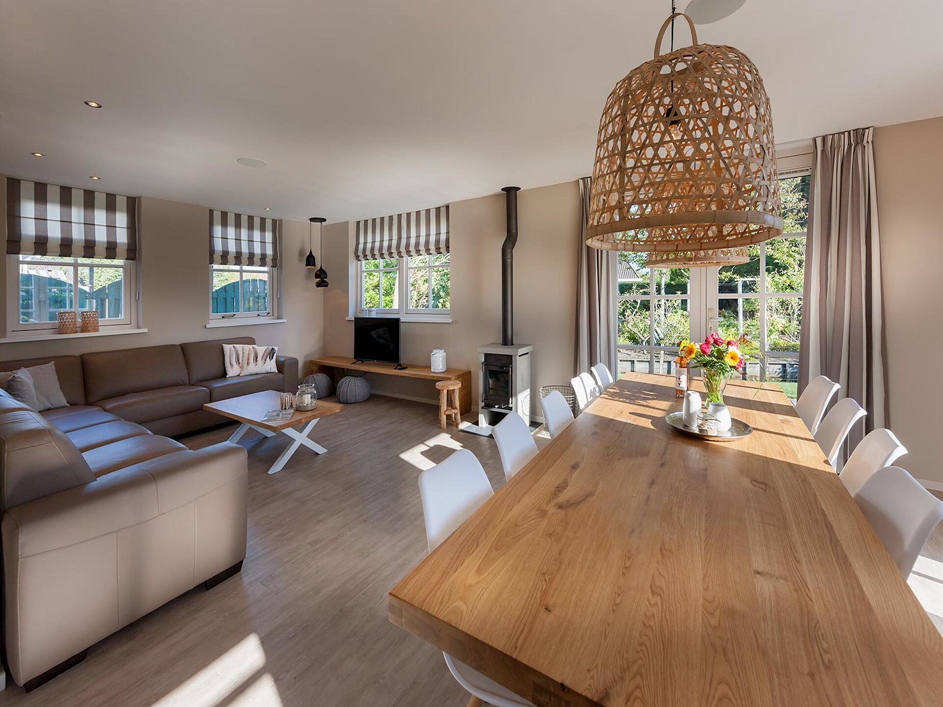 Vrijstaand vakantiehuis voor 10 personen op Bungalowpark de Gouden Spar in Noordwijk - foto 3